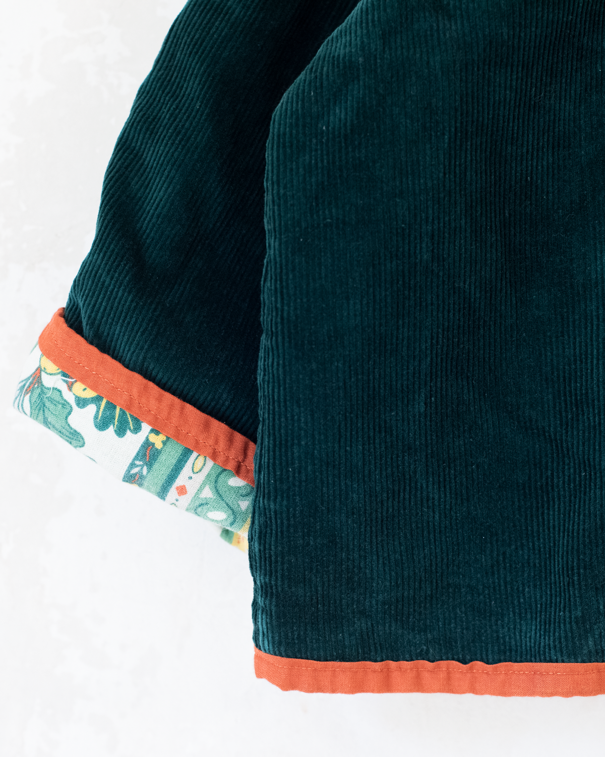 Reversible jacket with leaves, acorns and corduroy | 5-6 years