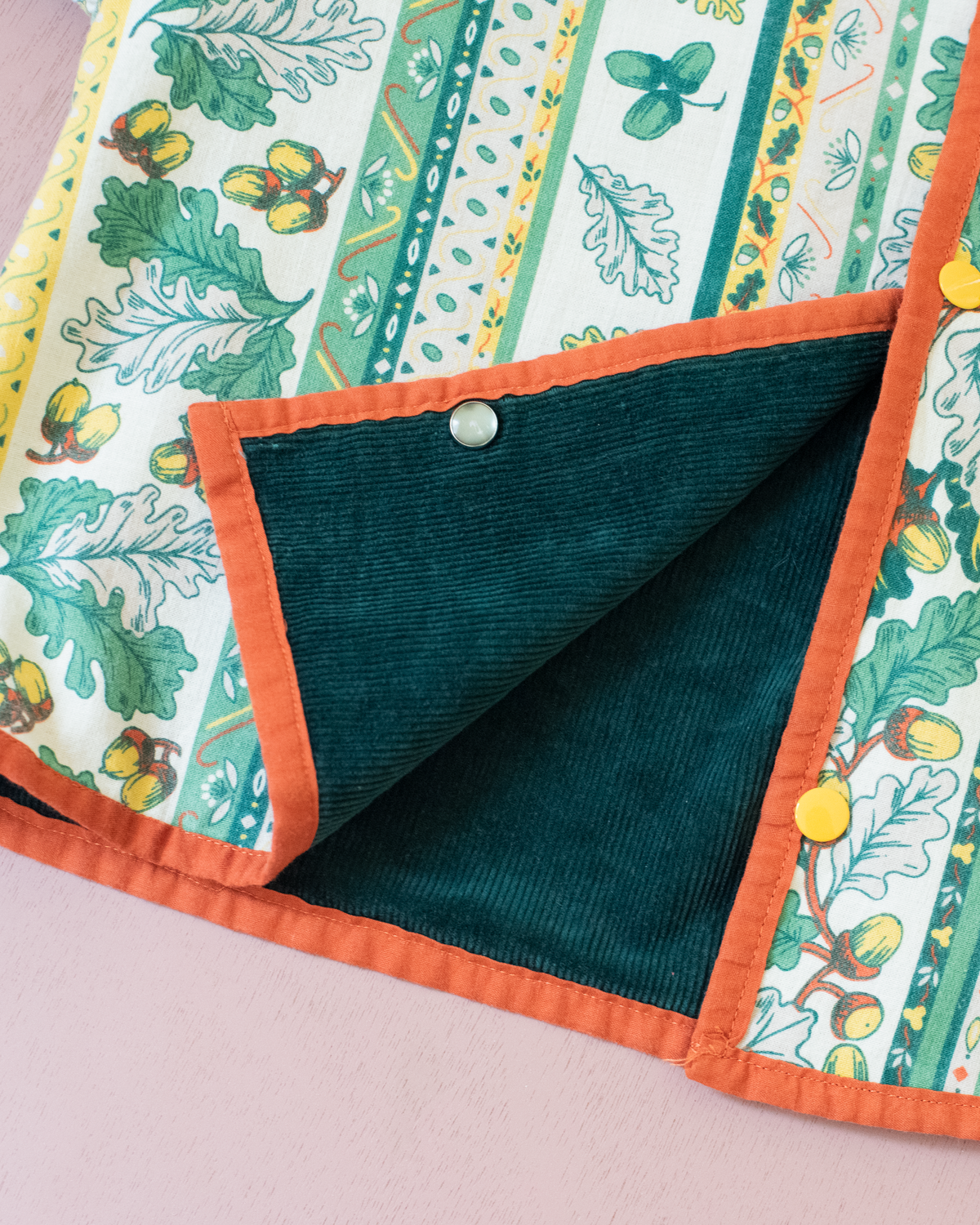 Reversible jacket with leaves, acorns and corduroy | 5-6 years