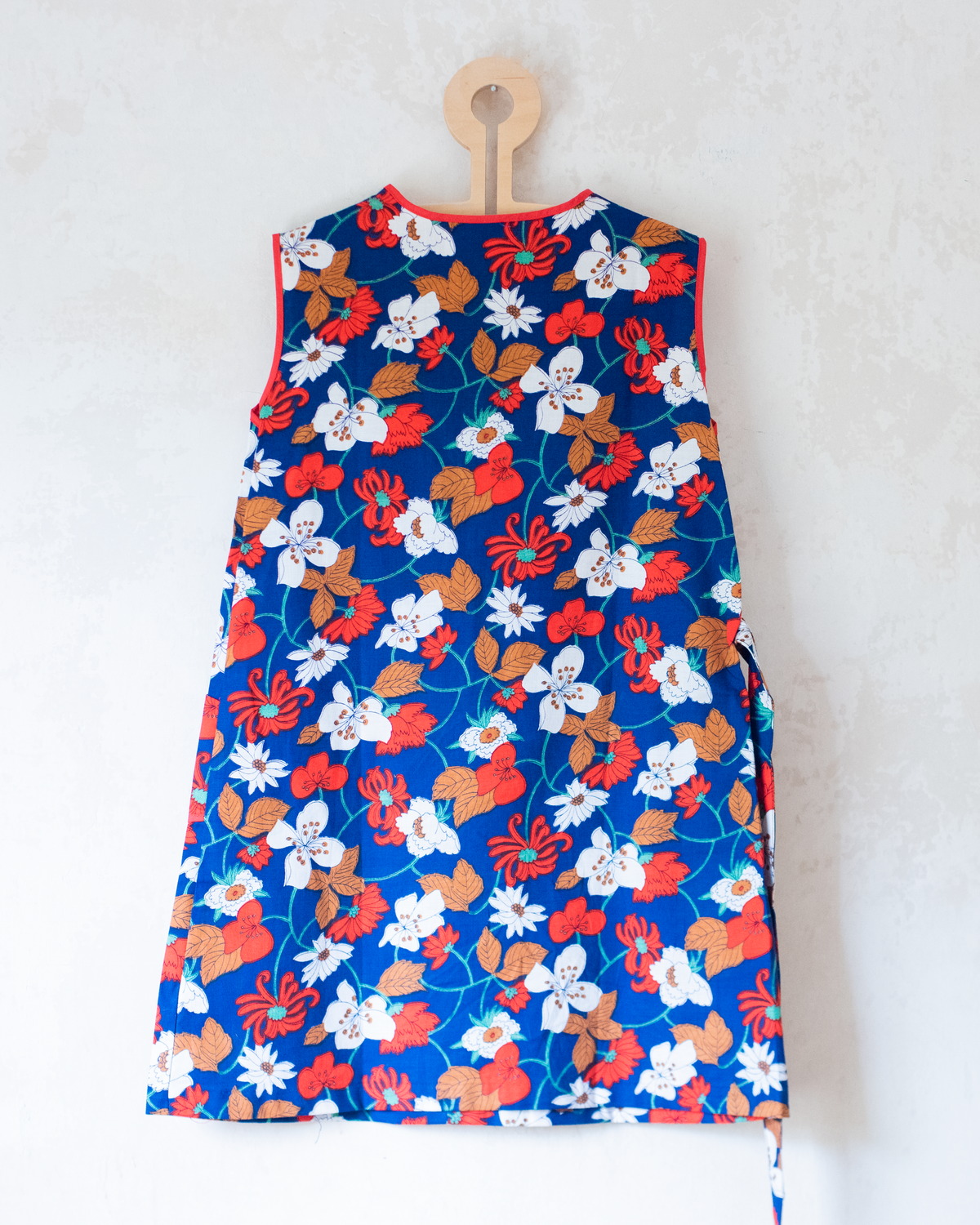 Blue Floral Dress | French Deadstock from the Seventies | 8-9 Years