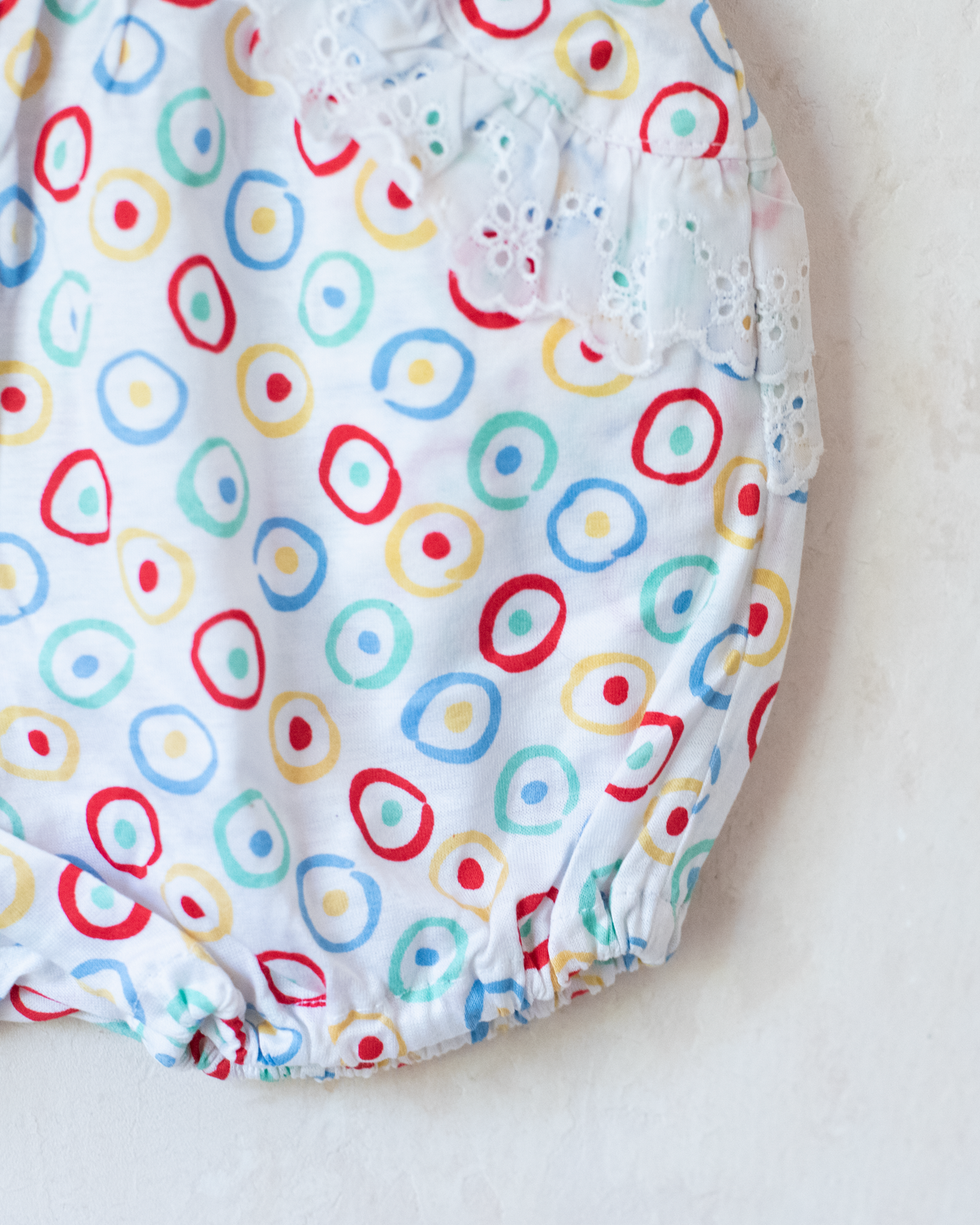 Set of colorful circles with white lace | 6-9 months
