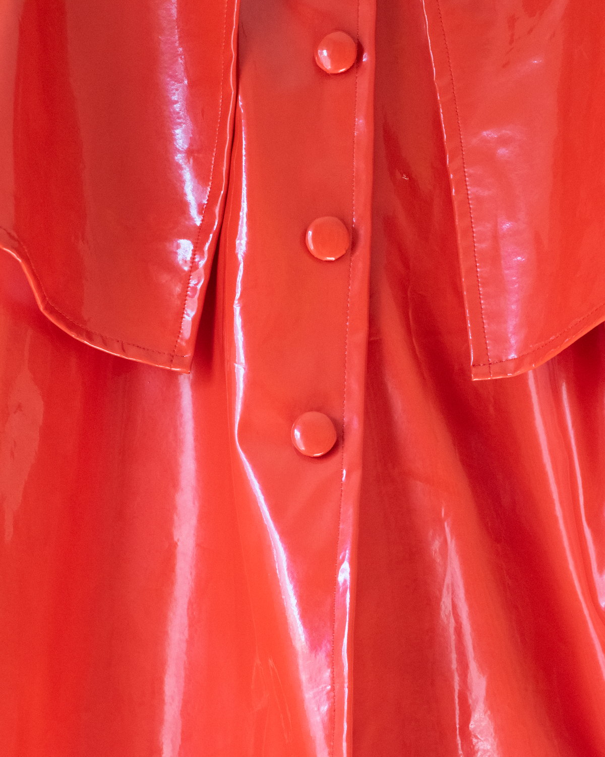 Wide red raincoat with poncho | 8-9 years