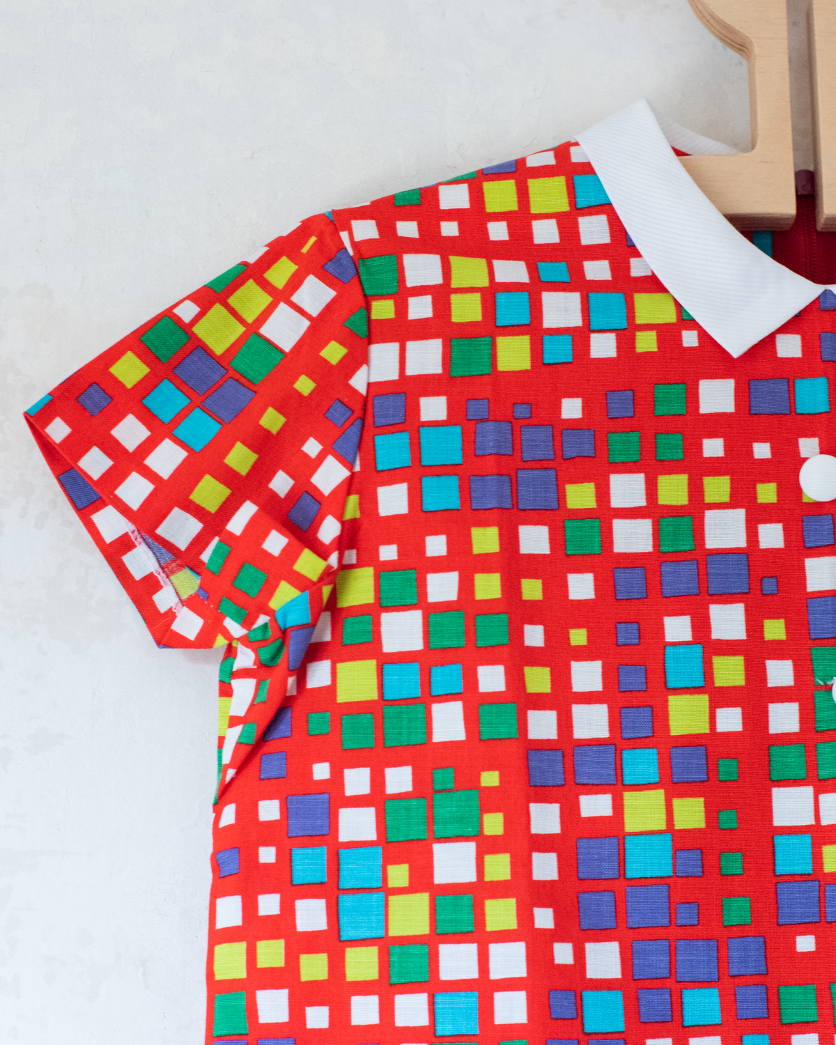 Colorful plaid dress | Deadstock from the 70s | 8-9 years
