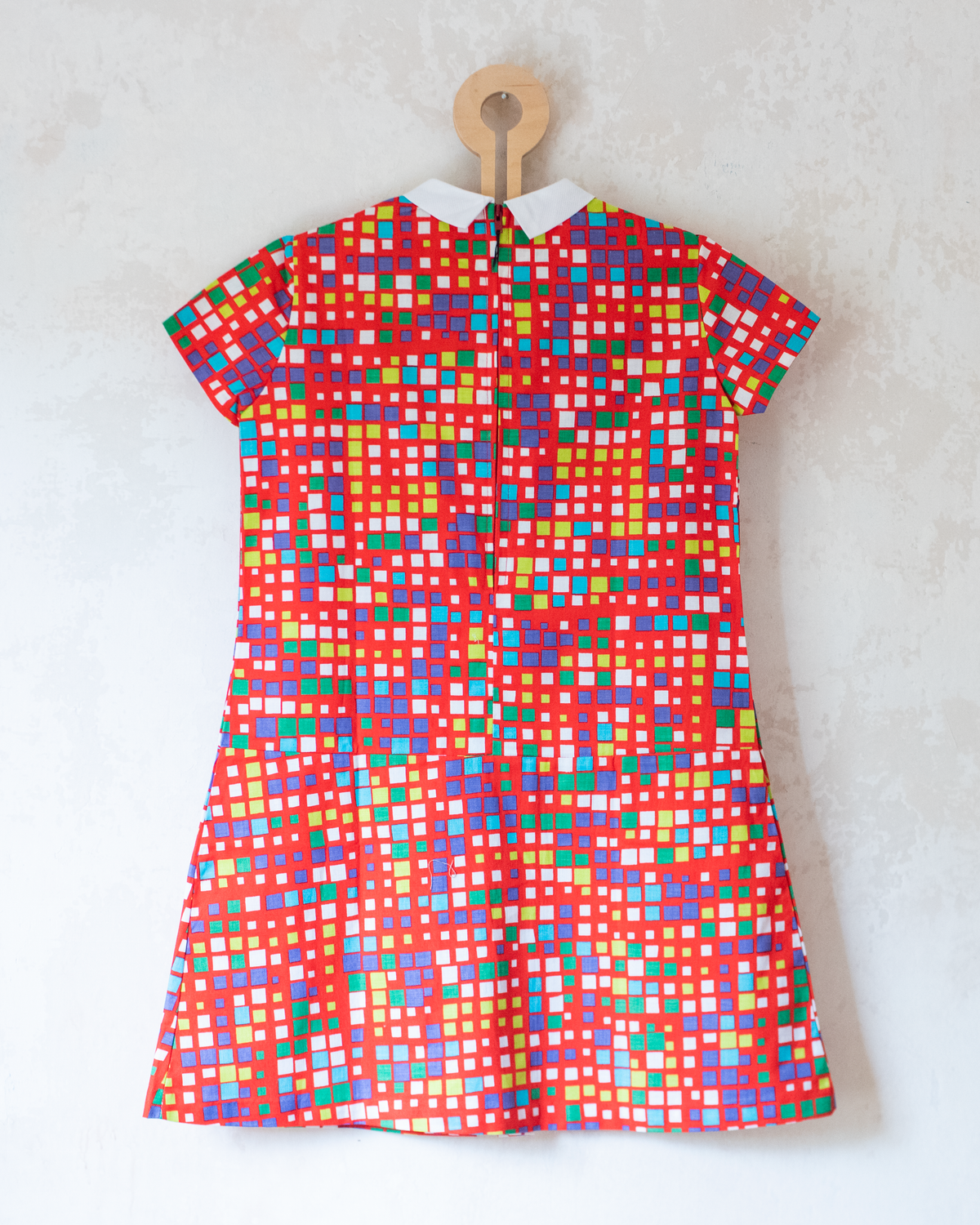 Colorful plaid dress | Deadstock from the 70s | 8-9 years