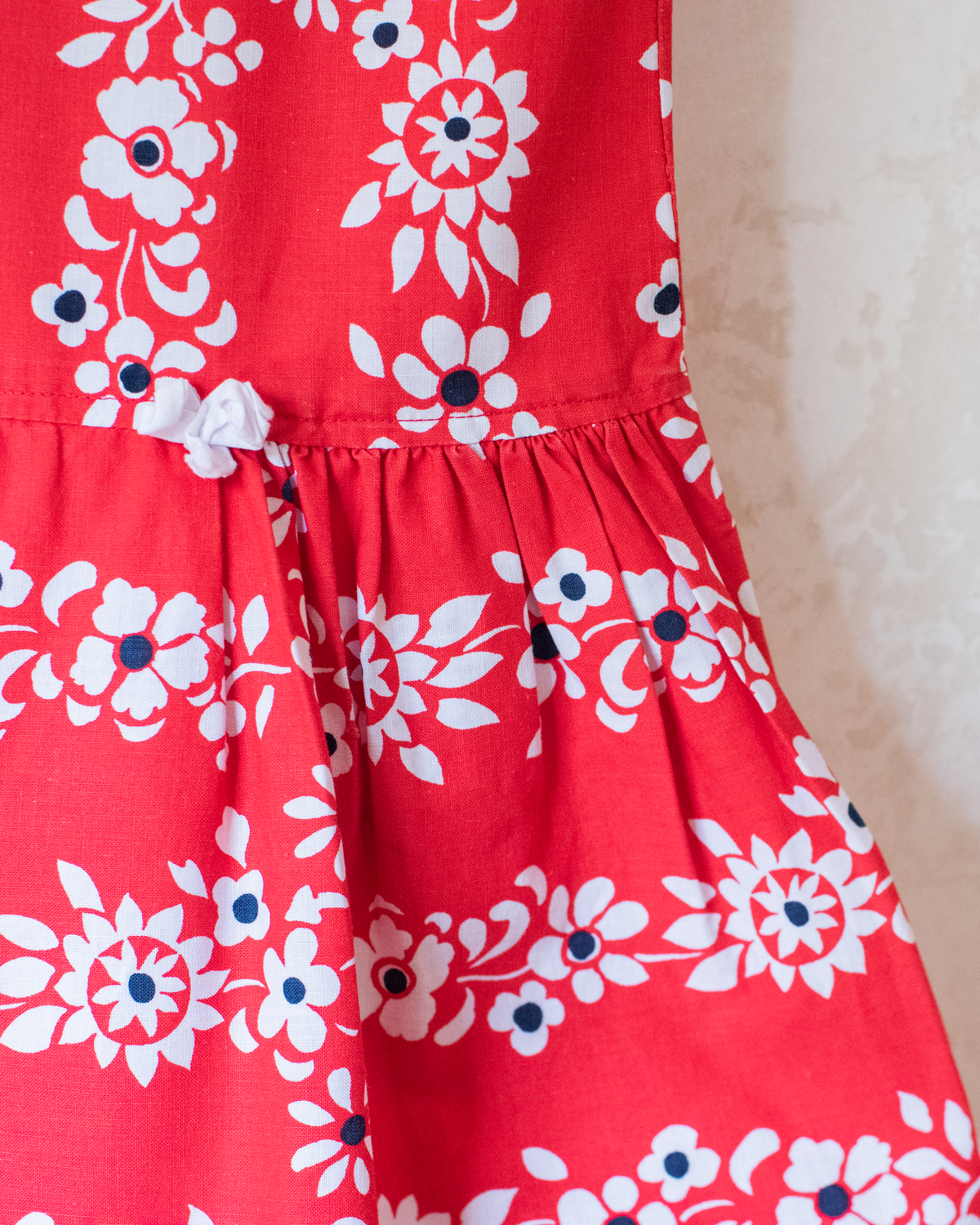 Red dress from the 80s | 7-8 years