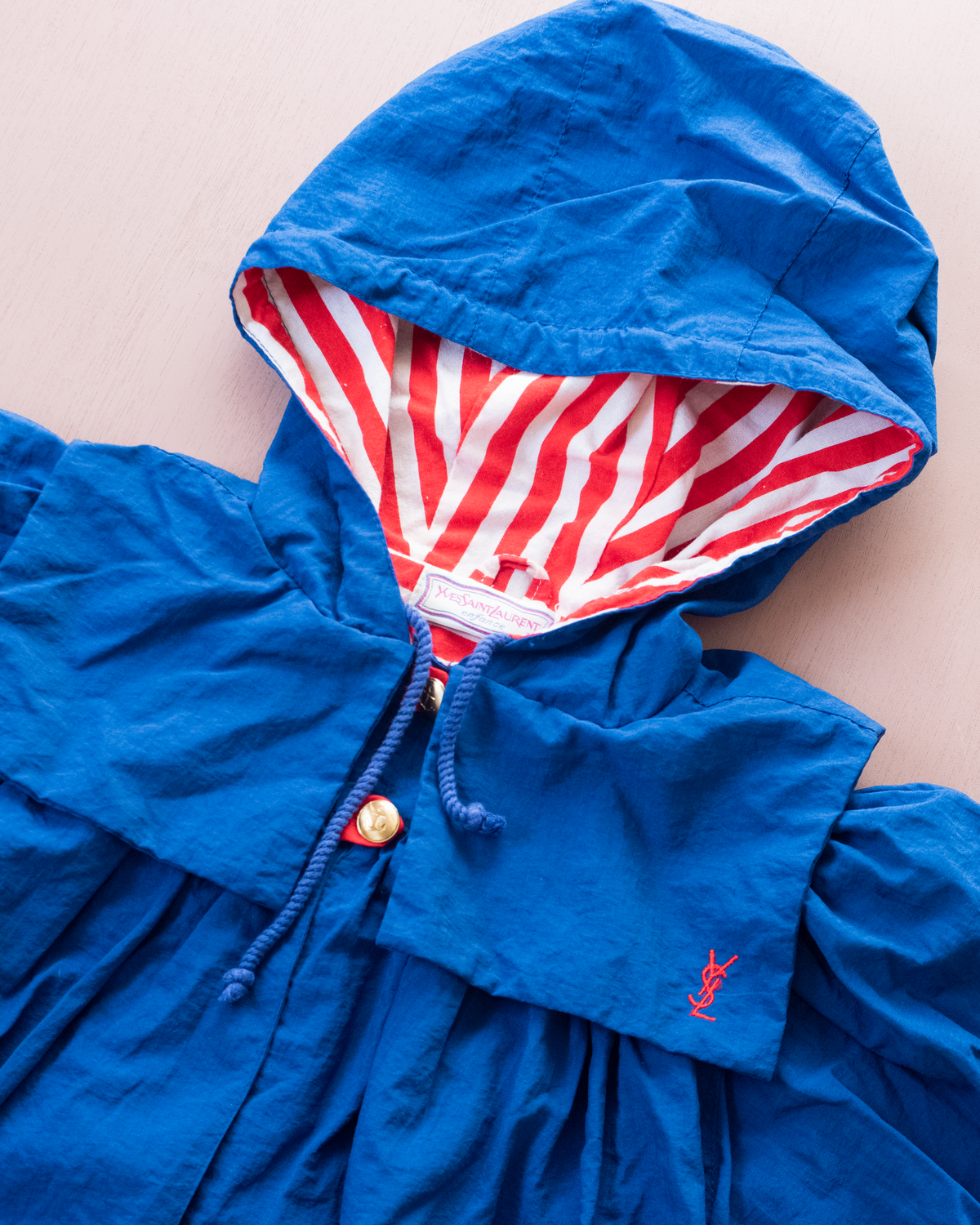 Blue coat with embroidered mouse from Yves Saint Laurent | 7-8 years