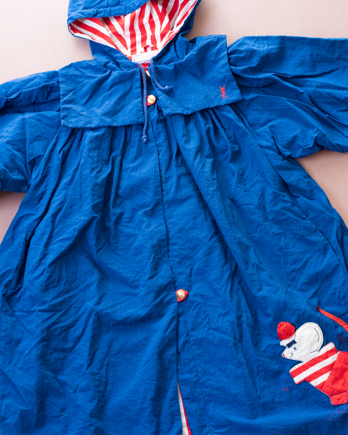 Blue coat with embroidered mouse from Yves Saint Laurent | 7-8 years