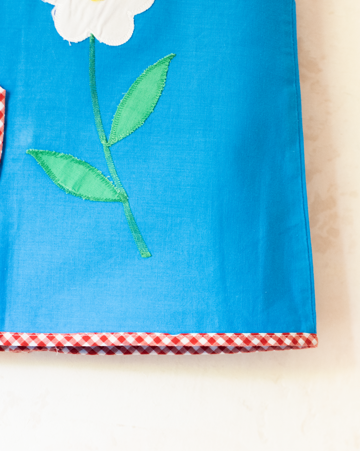 Blue tank top with pocket and flower | Italian dead stock | 9-12 months