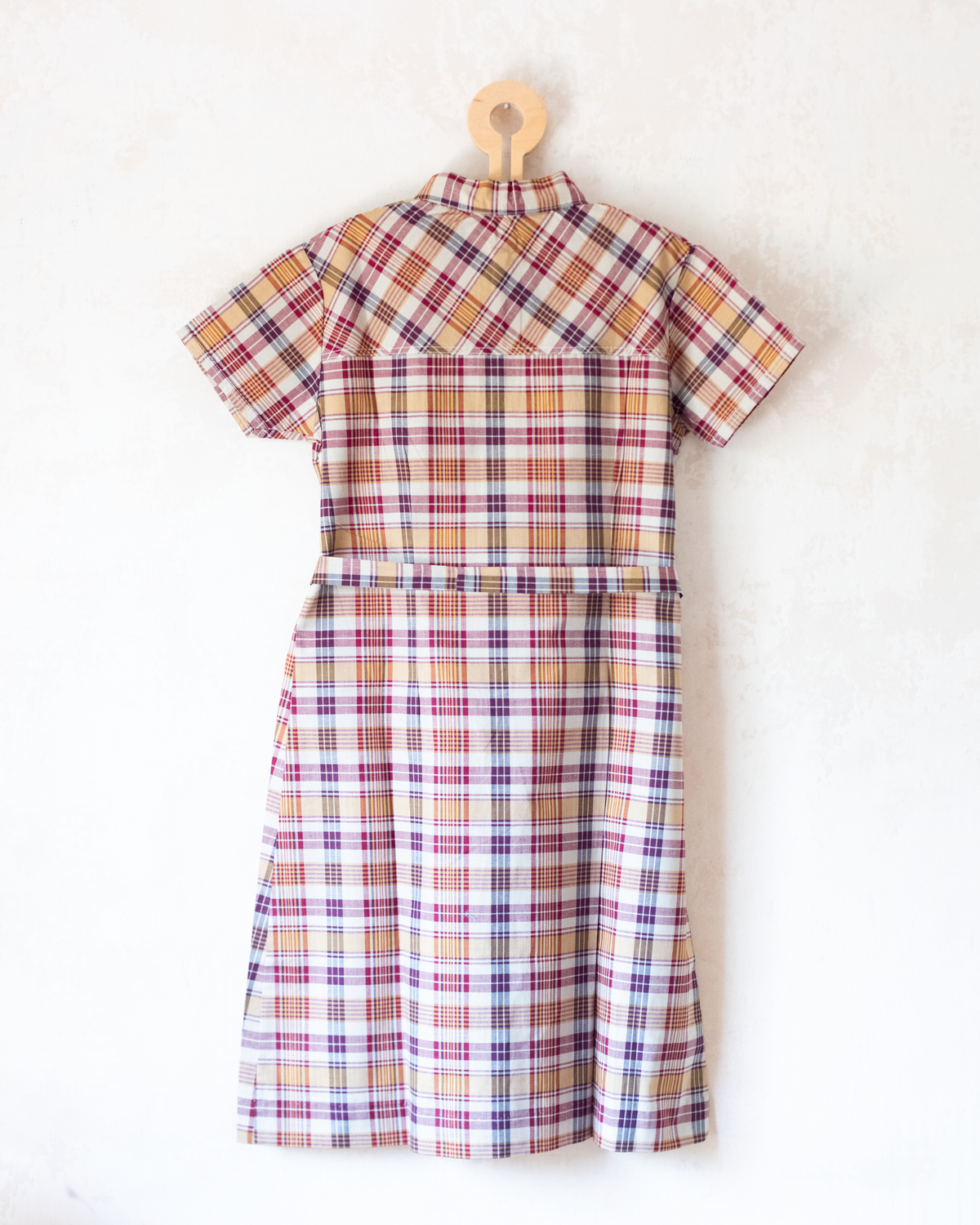 Plaid dress in shades of beige and burgundy | French dead stock | 7-8 years