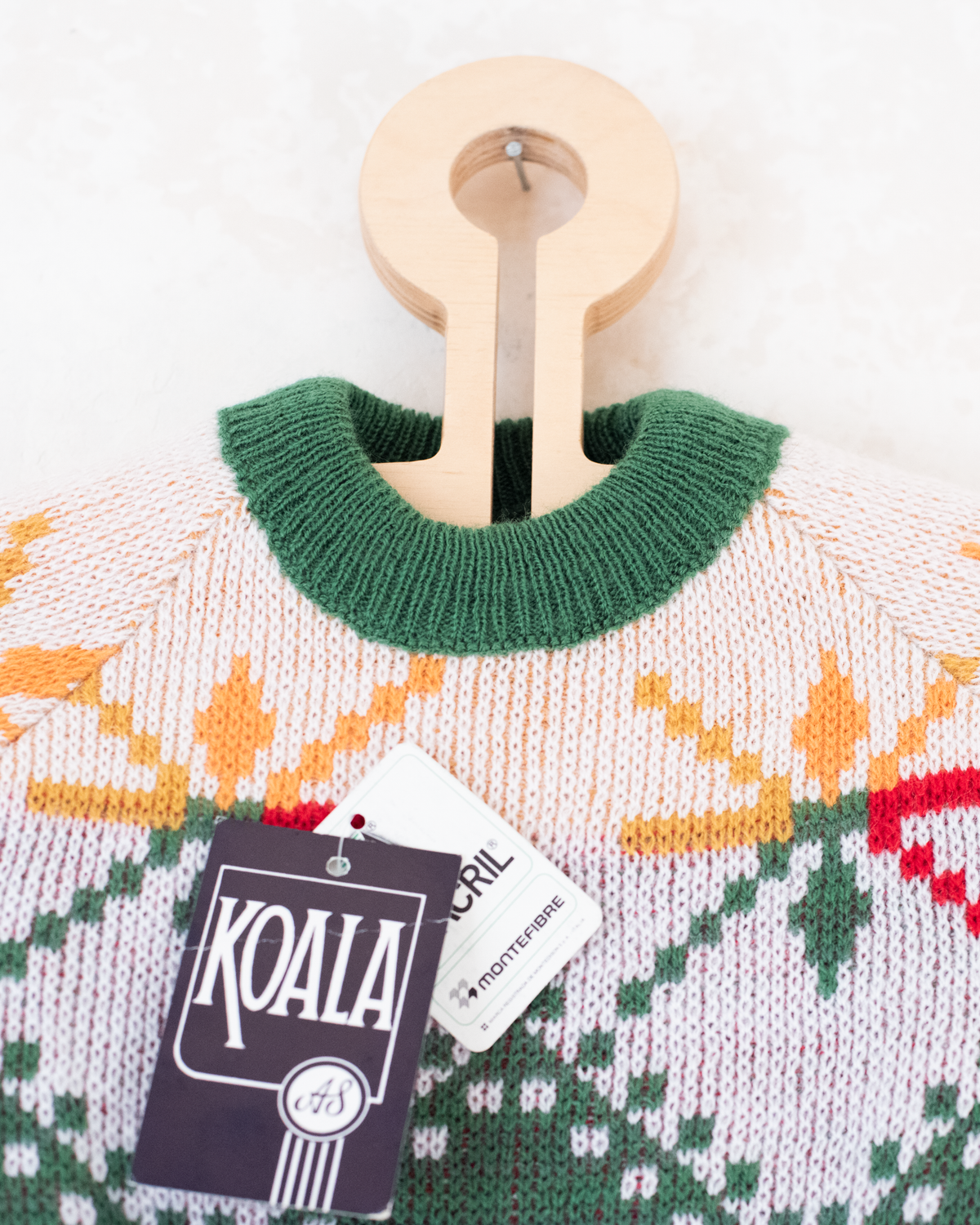 Green knit with snowflakes | Spanish dead stock | 18-24 months