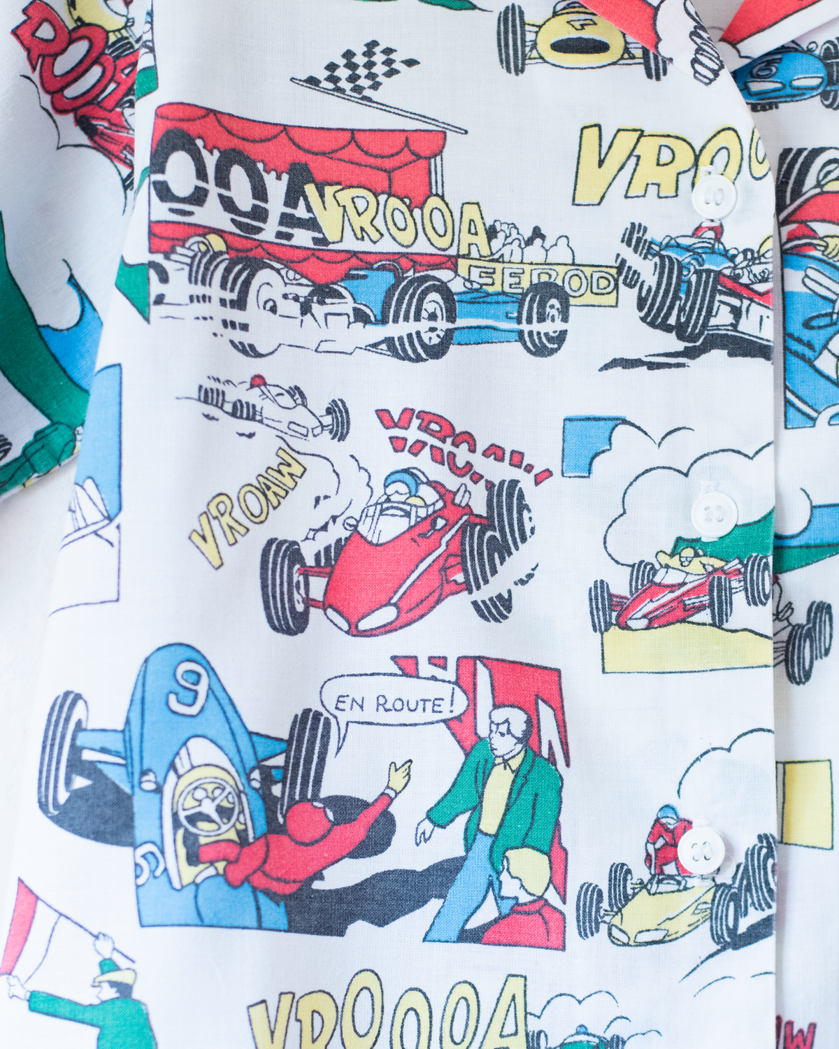 Colorful comic book shirt | 9-10 years
