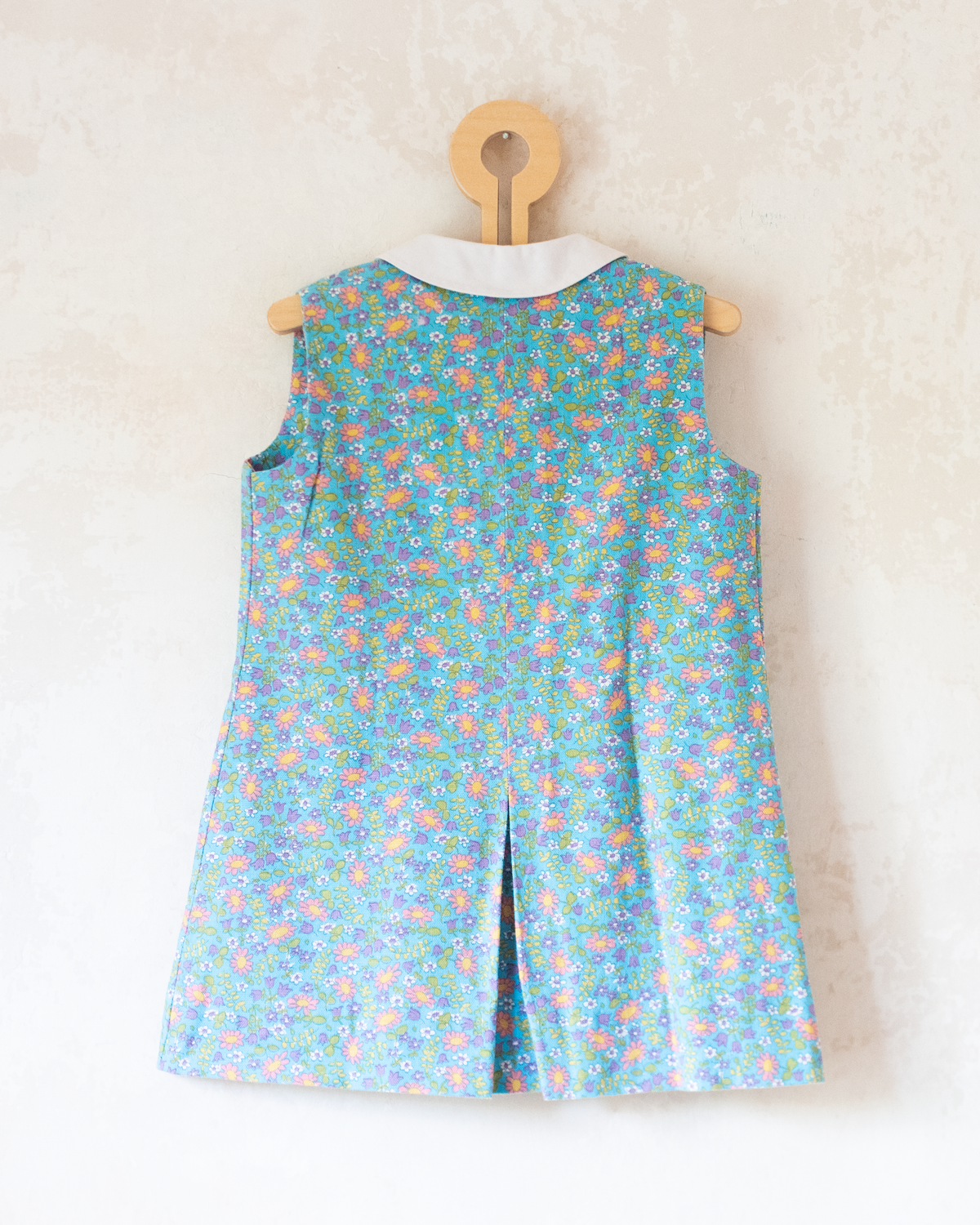 Sky-blue dress with flowers from the seventies | 18-24 months
