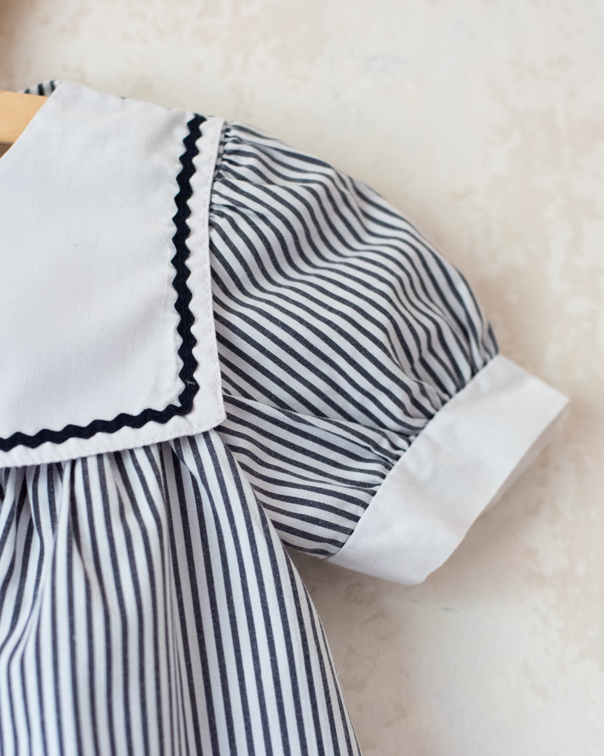 Dress with stripes and embroidered fish | 12-18 months