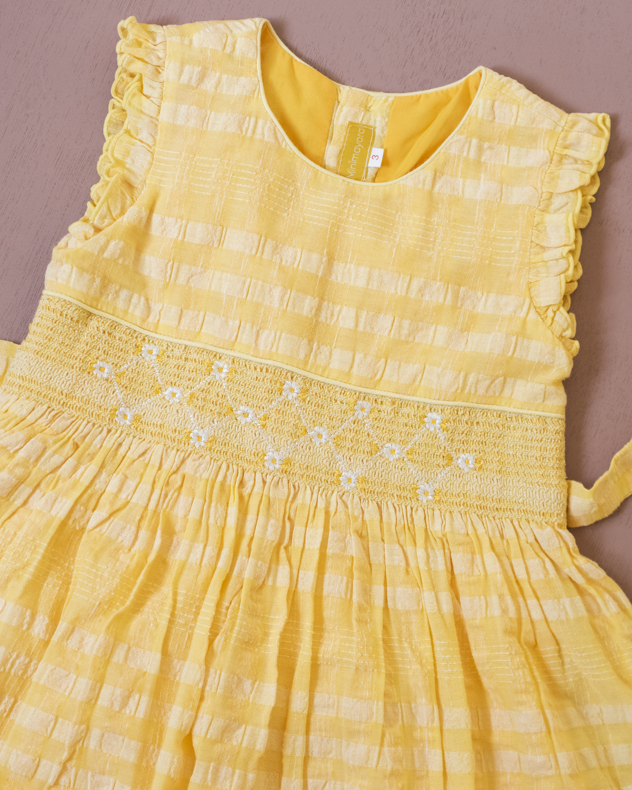 שמלה צהובה עם רקמת פרחים | 3-4 שנים