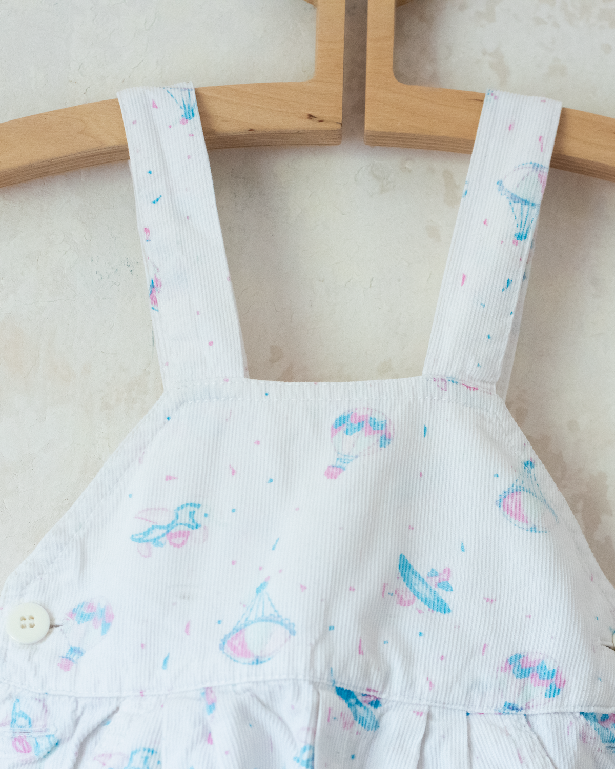White corduroy overalls with blooming balloons | 12-18 months