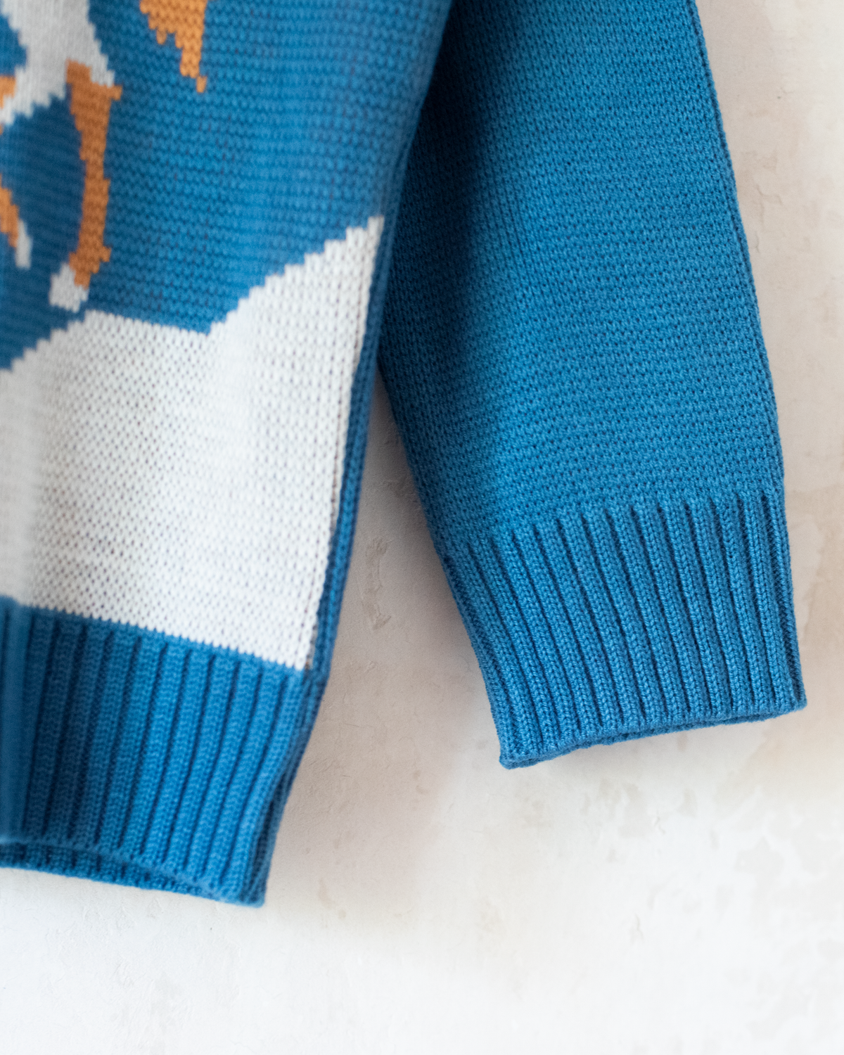 Blue knit with horses | Spanish Deadstock | 5-6 years
