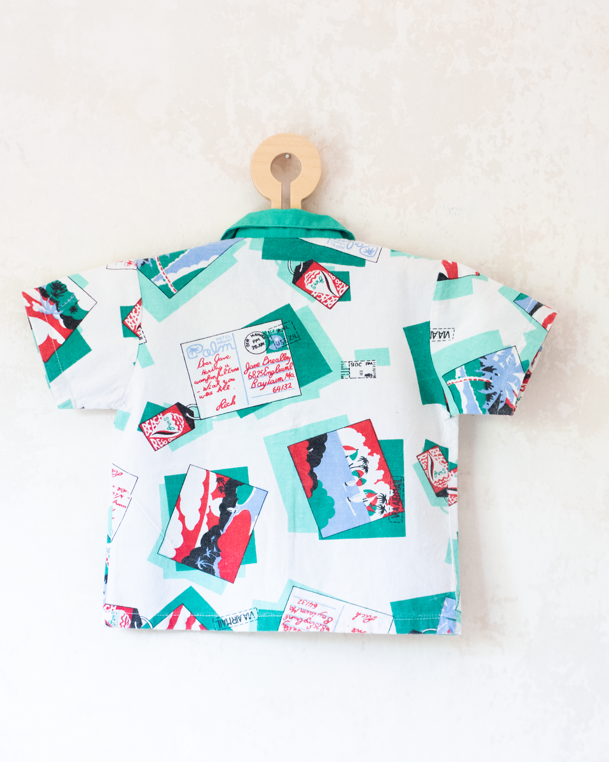 Button-down shirt with postcards and green collar | 3-4 years