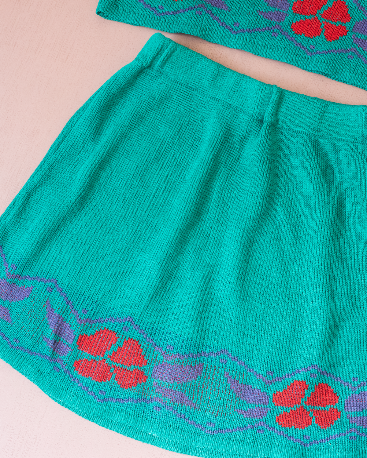 Green winter set with flowers | 6-7 years