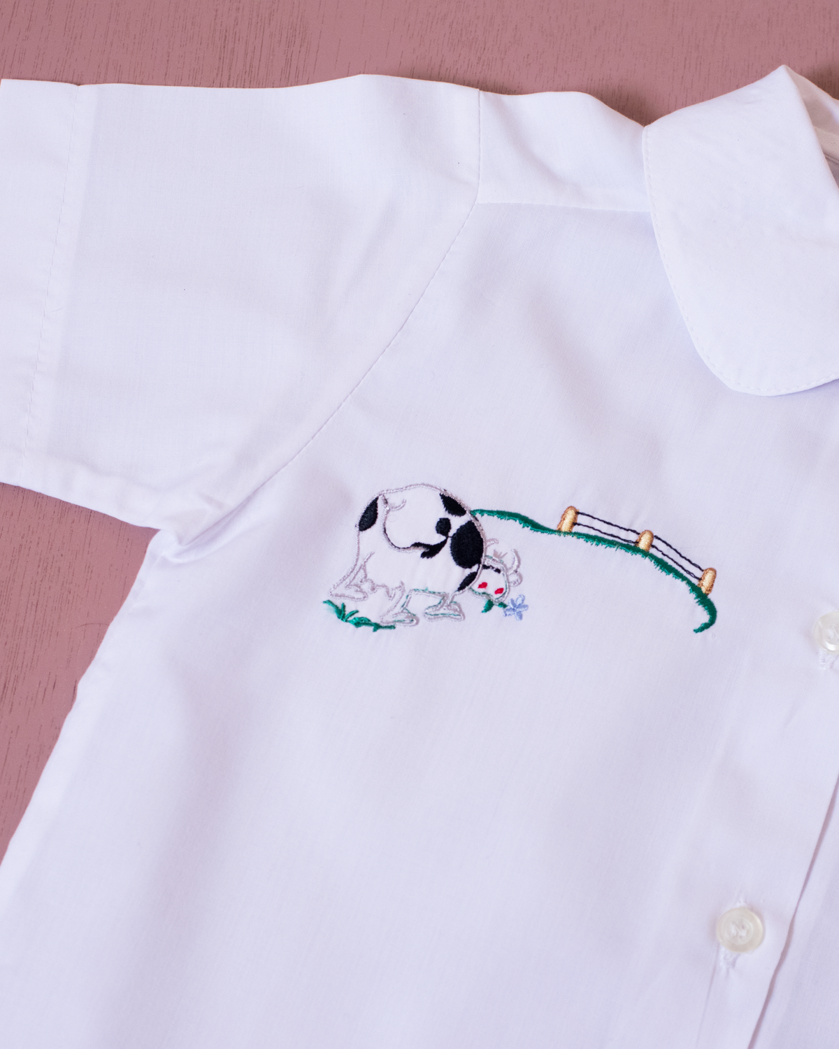 White button-down shirt with cow and goose embroidery and flowers | 5-6 years