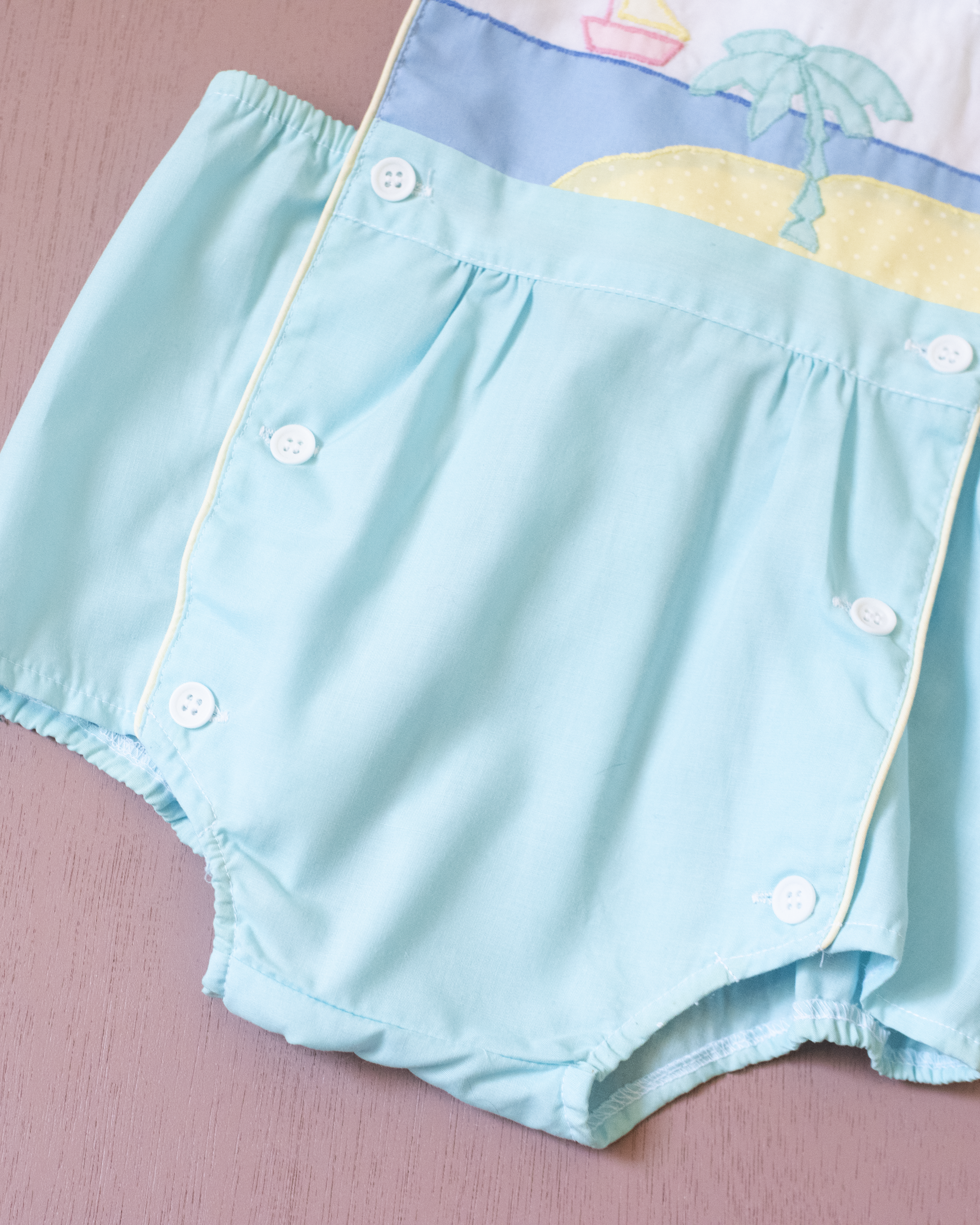 רומפר תכלת עם רקמות קיץ | 6-9 חודשים