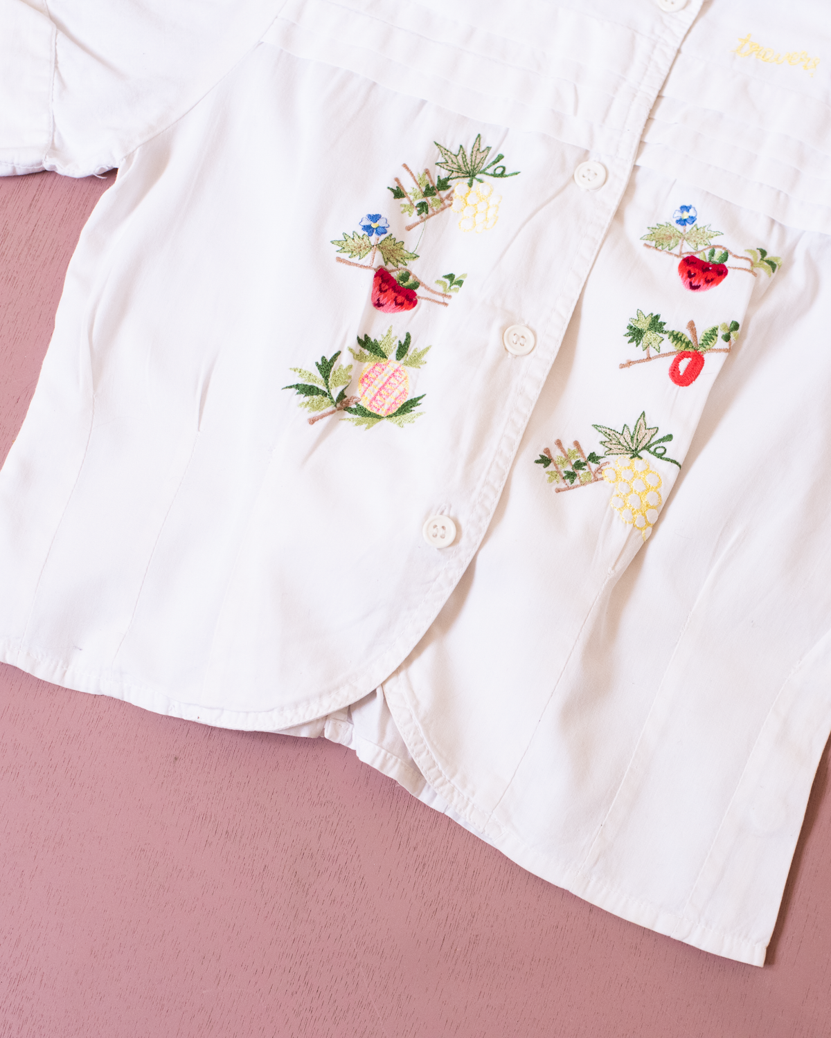 White shirt with fruit embroidery | 4-5 years