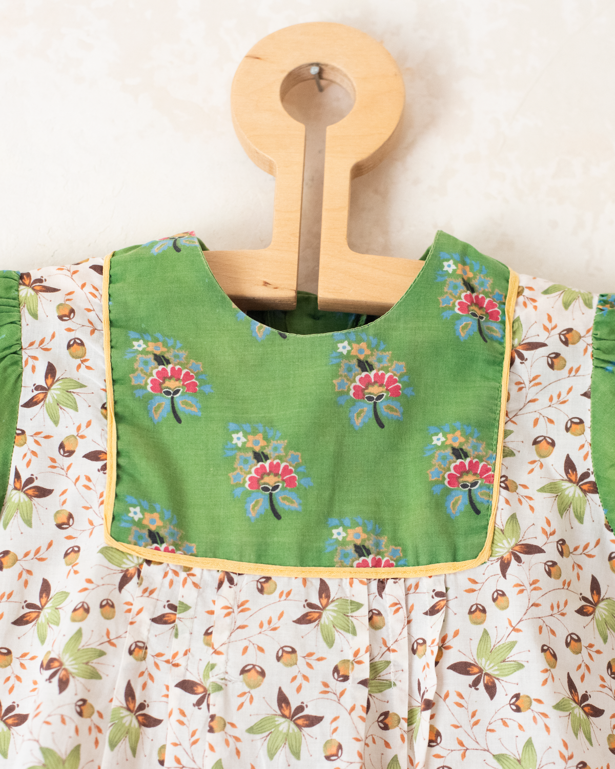 Green floral dress with acorns | 18-24 months
