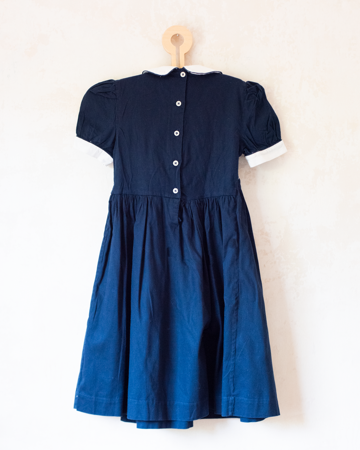Blue dress with ruffles and floral embroidery | 7-8 years