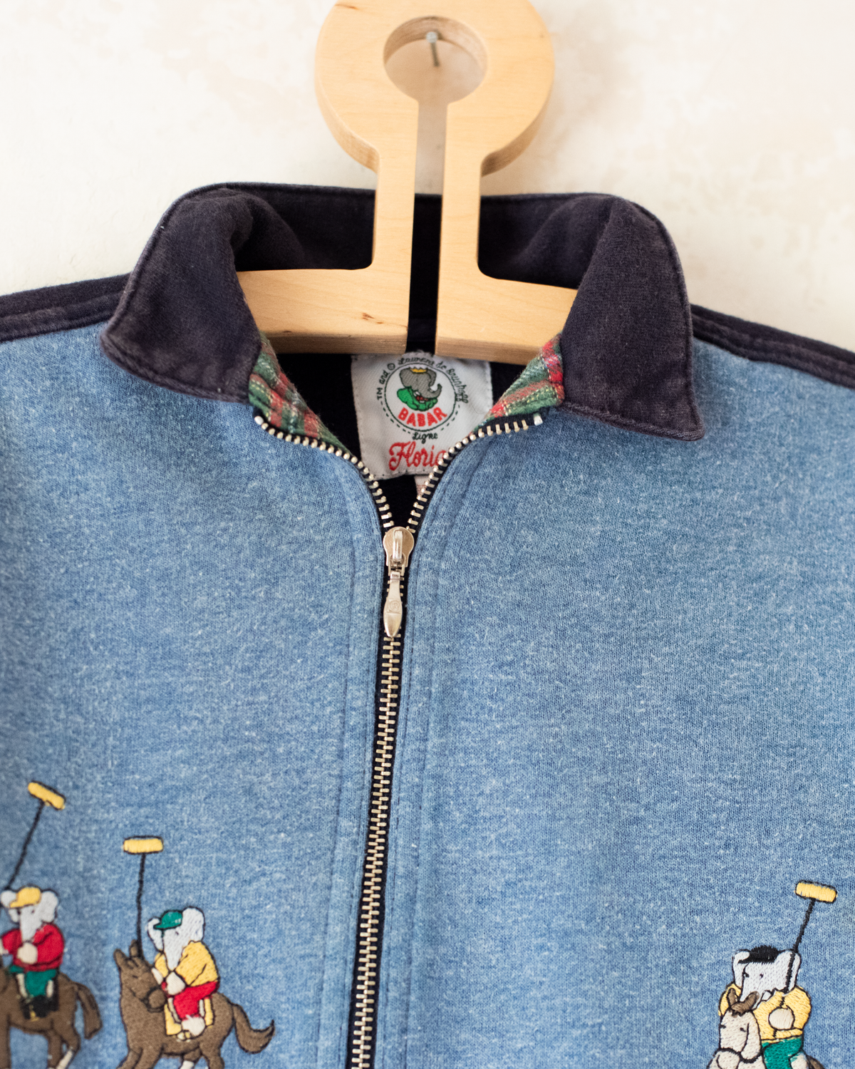 Colorful sweatshirt with embroidery of the King of Bar riding a horse | 18-24 months