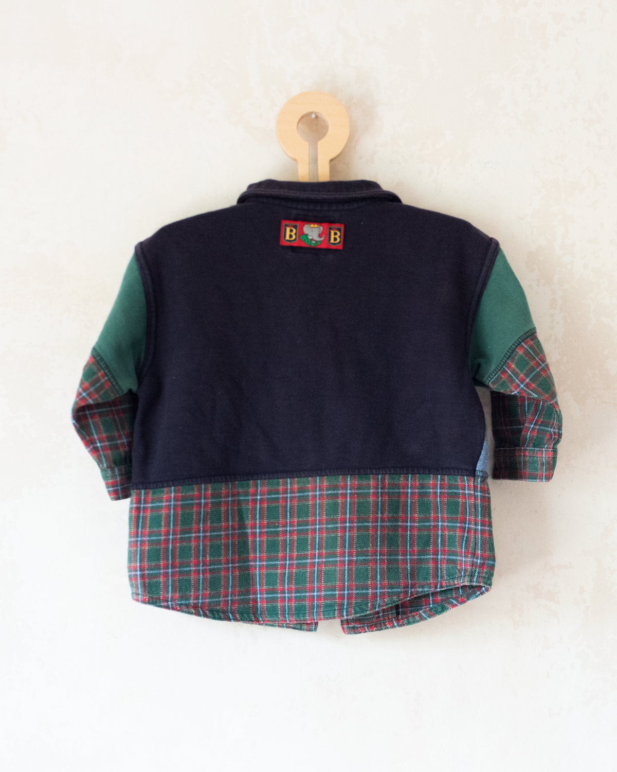 Colorful sweatshirt with embroidery of the King of Bar riding a horse | 18-24 months