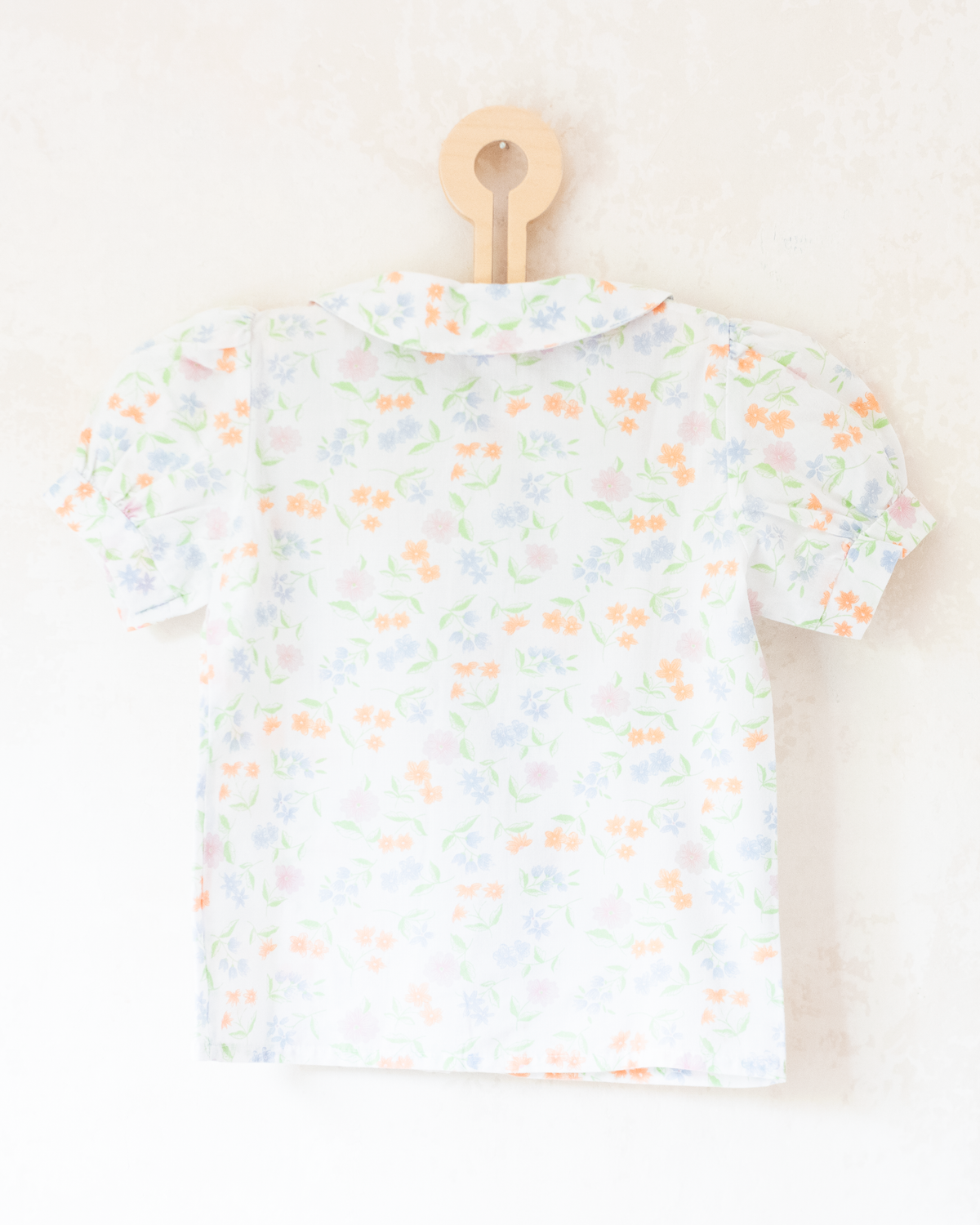 Floral button-down shirt with wide collar | 5-6 years