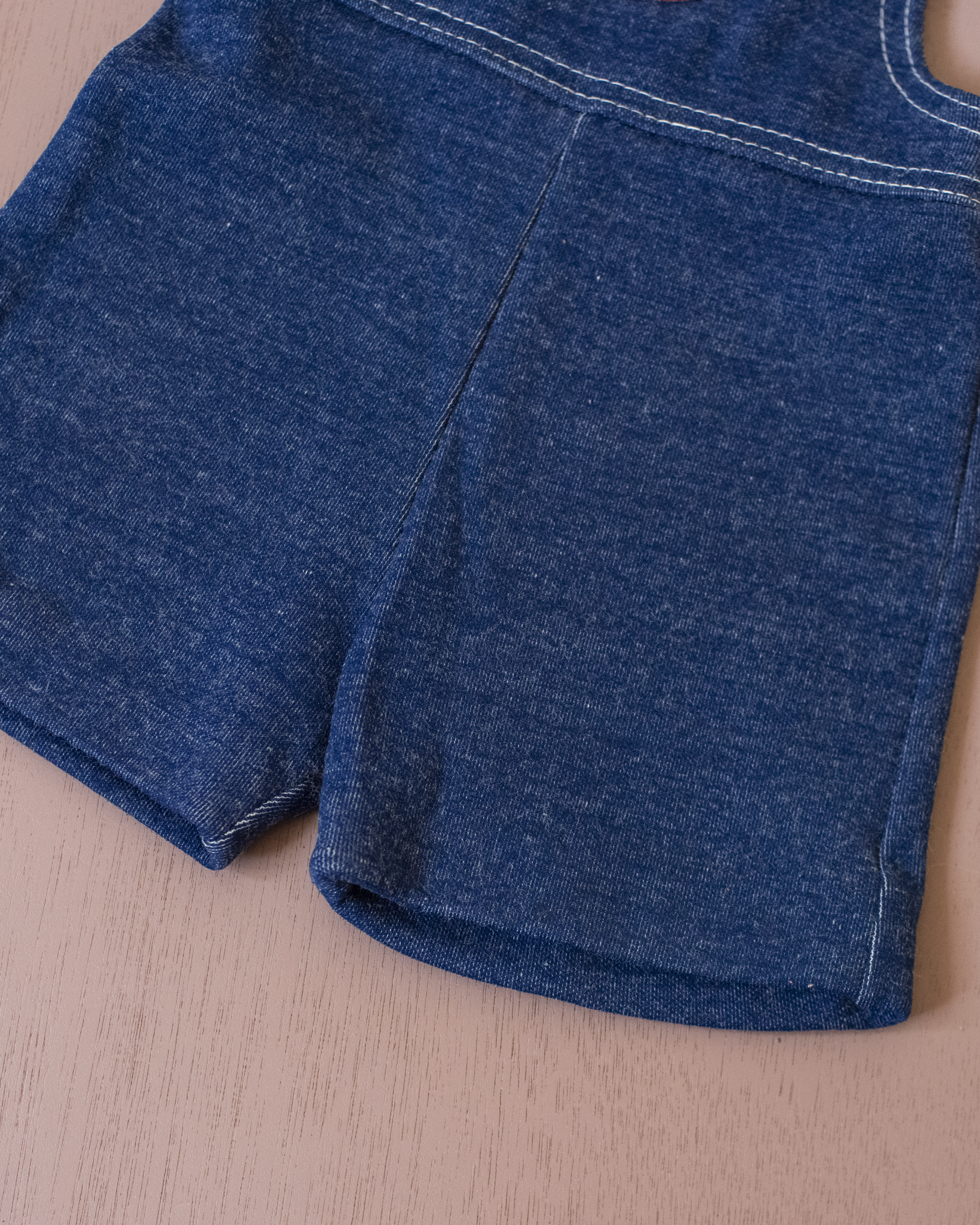 אוברול מהסבנטיז עם תפוח | 3-6 חודשים