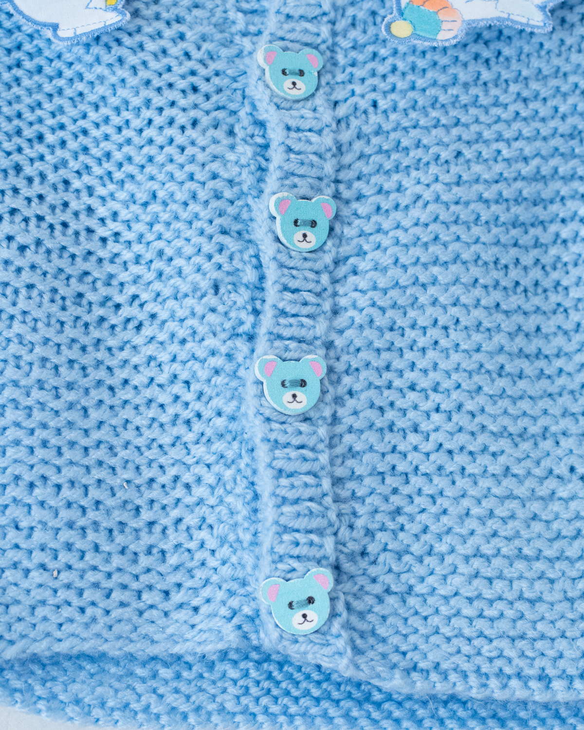 Light blue knit with collar and embroidered rabbits | 3-6 months 
