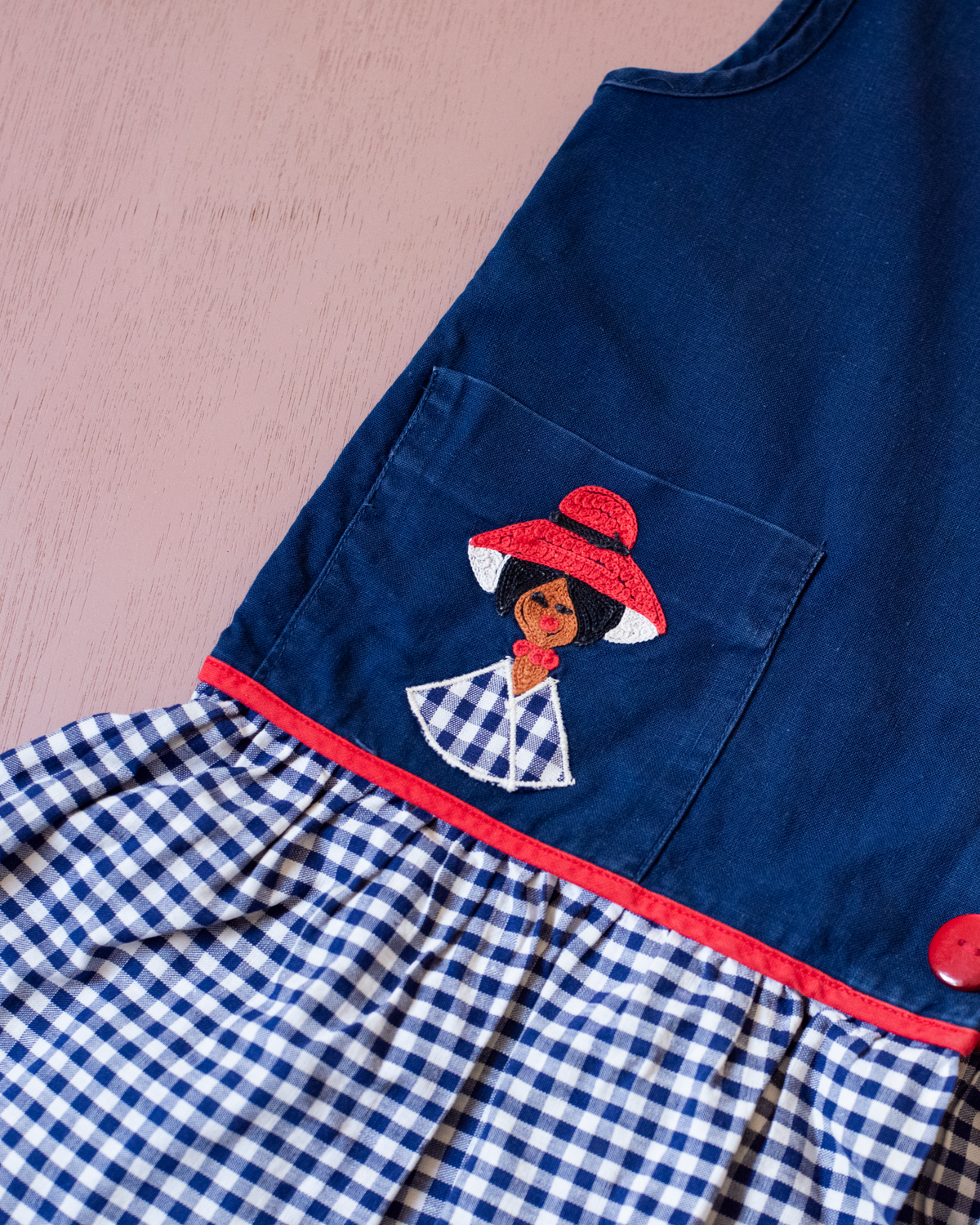 Blue dress with woman embroidery and red hat and plaid | 18-24 months