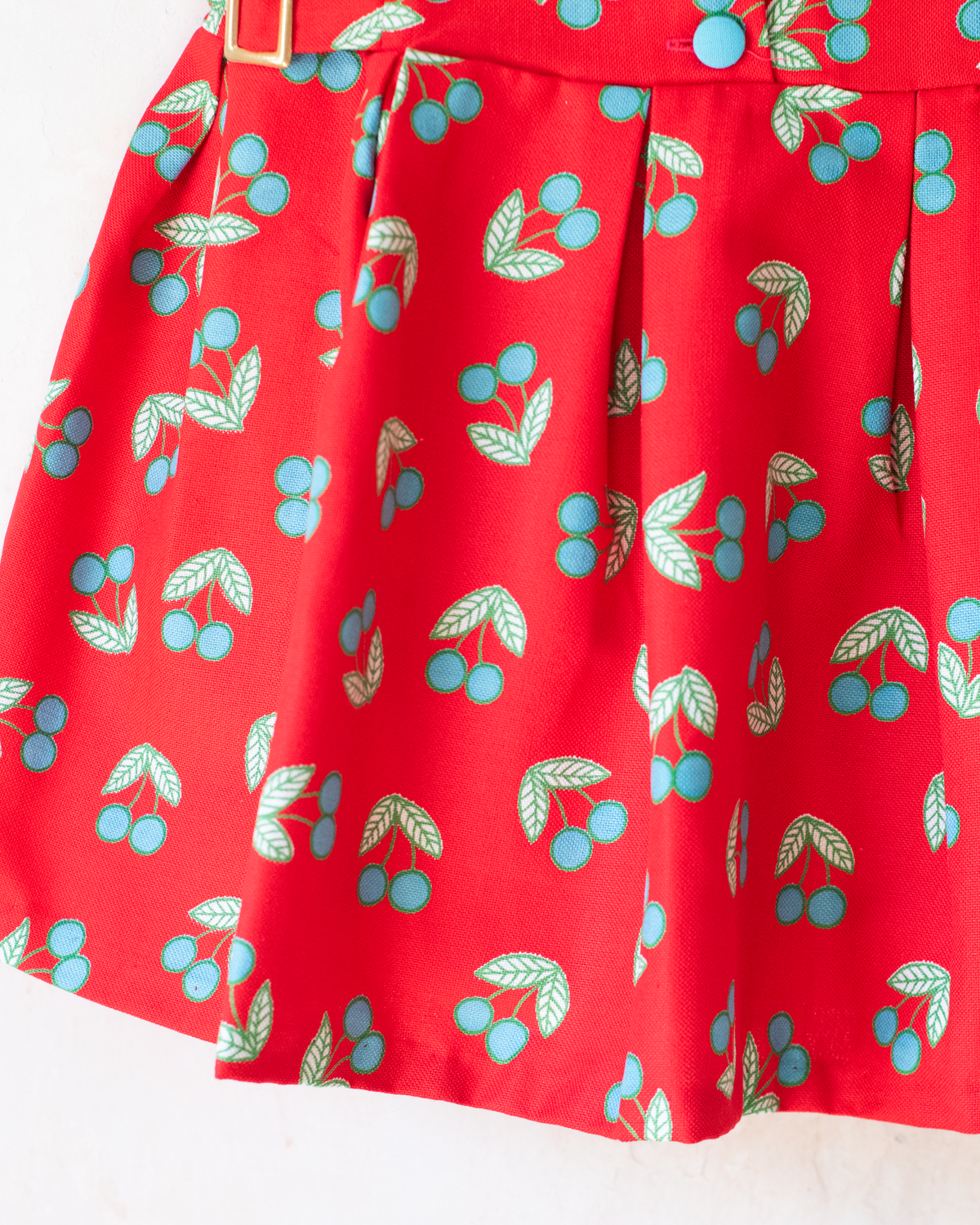 Red dress with cherries | French deadstock from the seventies | 6-7 years