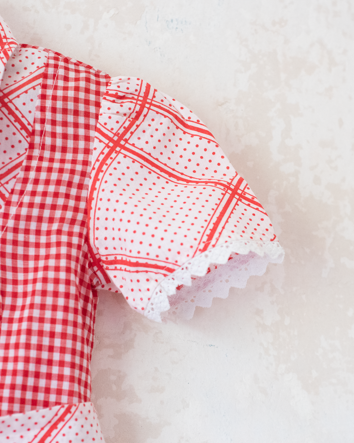 Red and white dress with dots and checks | French dead stock | 2-3 years
