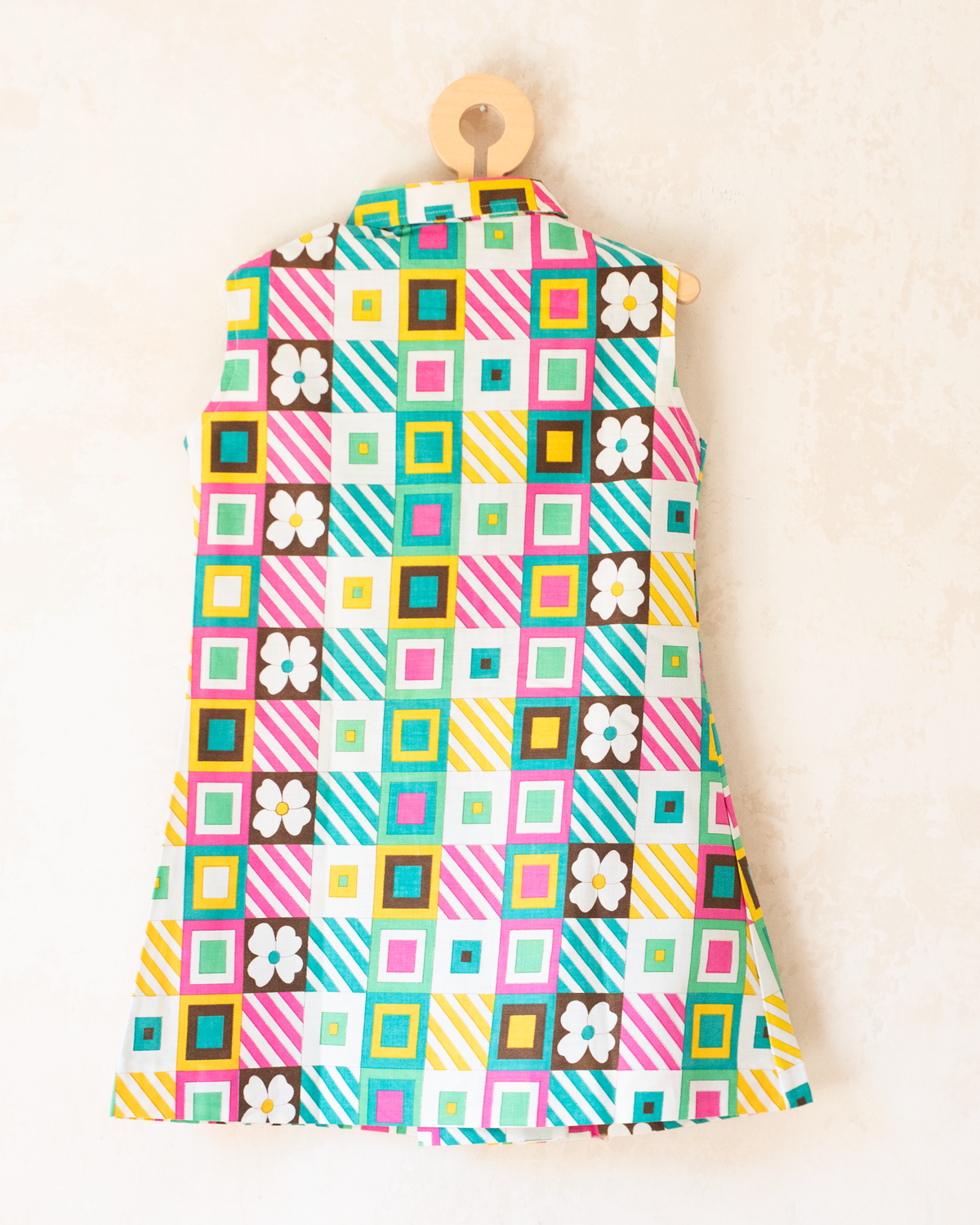 Plaid dress with stripes and flowers | French deadstock from the seventies | 5-6 years