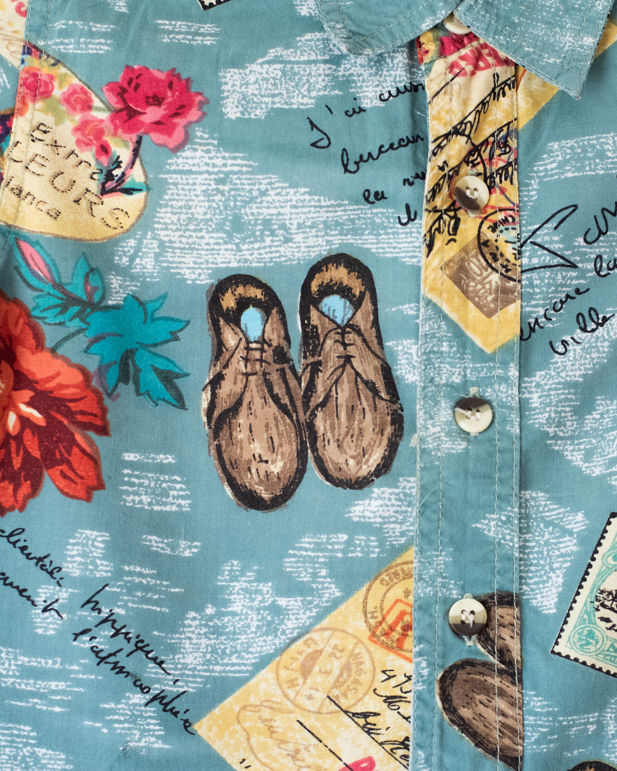 Button-up shirt with postcards and shoes | 3-4 years
