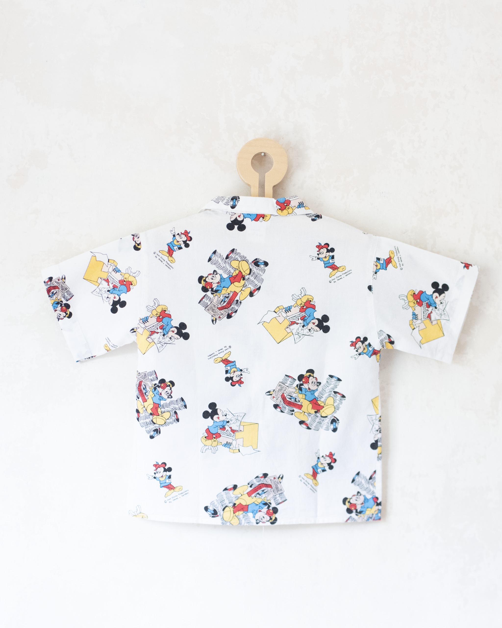 חולצה לבנה מכופתרת עם מיקי מאוס | 3-4 שנים