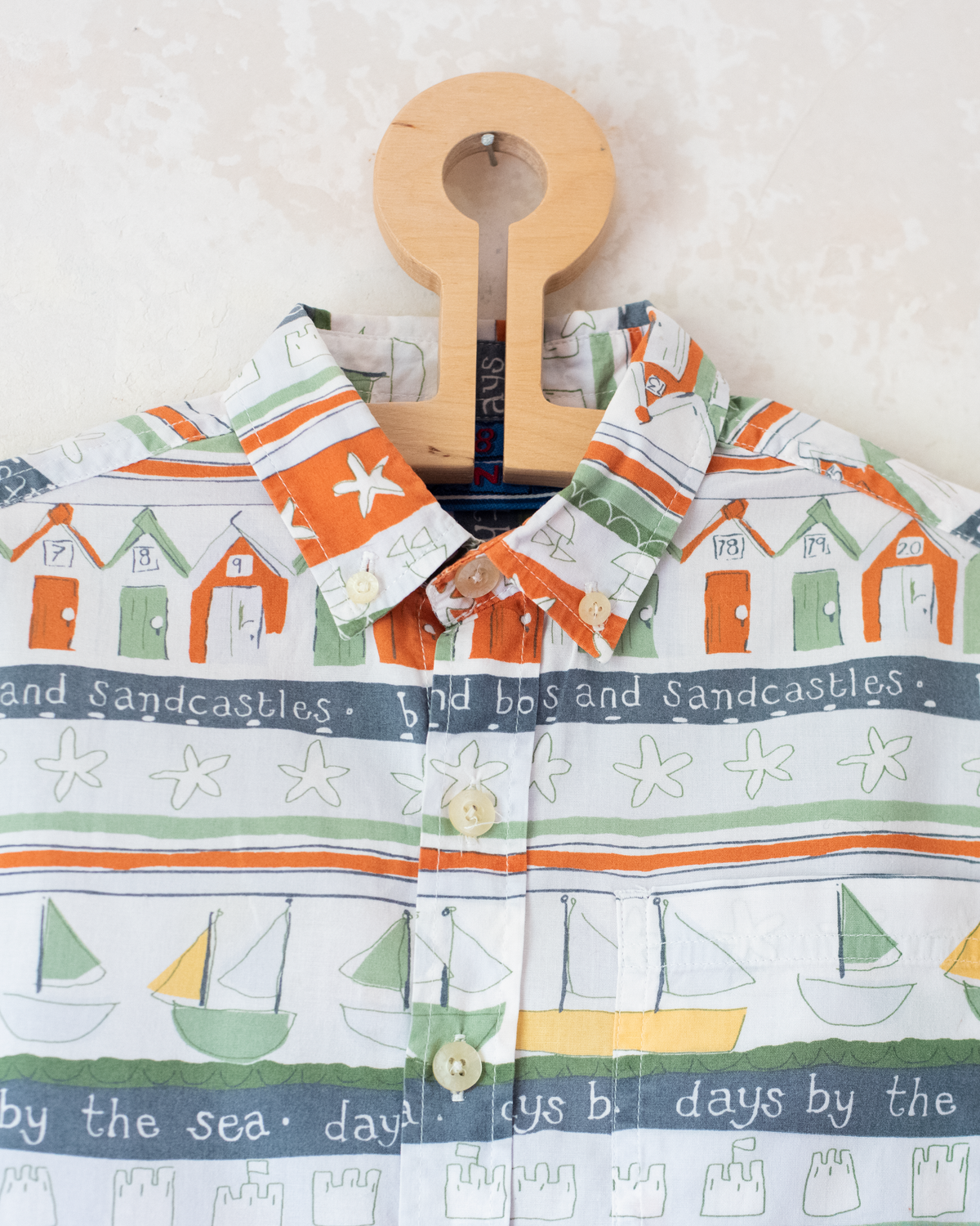 Buttoned summer shirt with nautical prints | 6-7 years