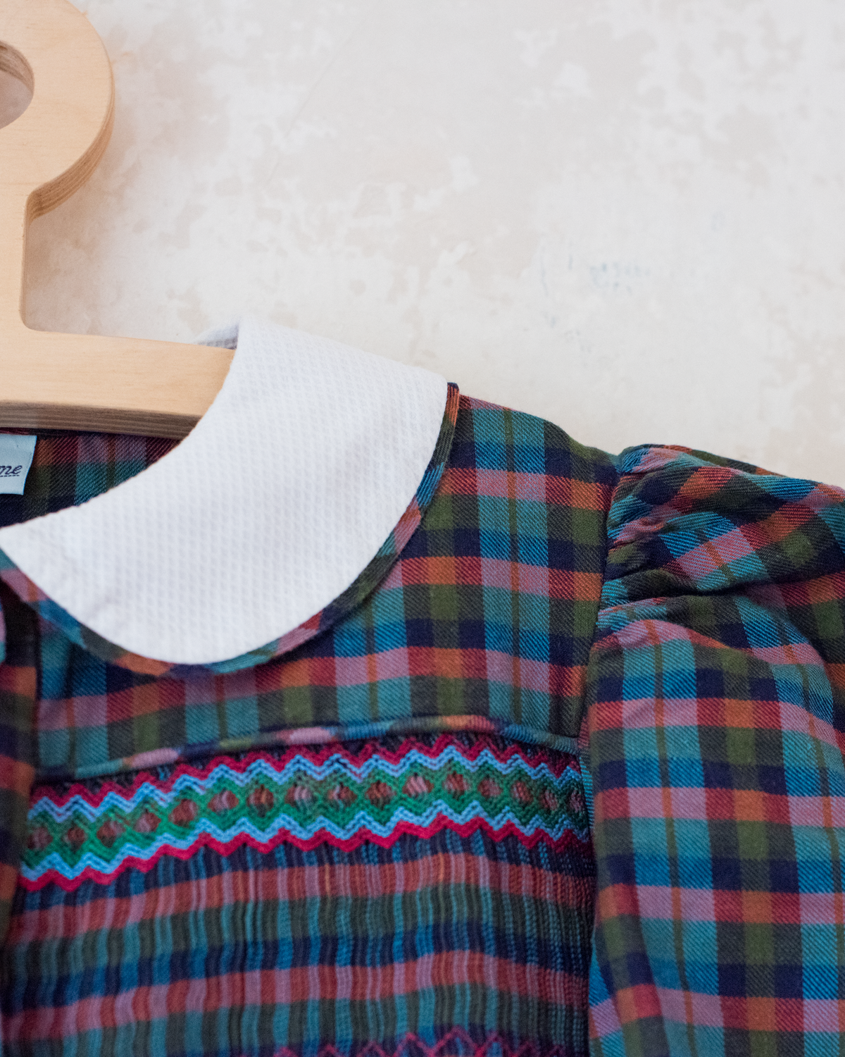 Plaid dress with embroidery | 9-10 years