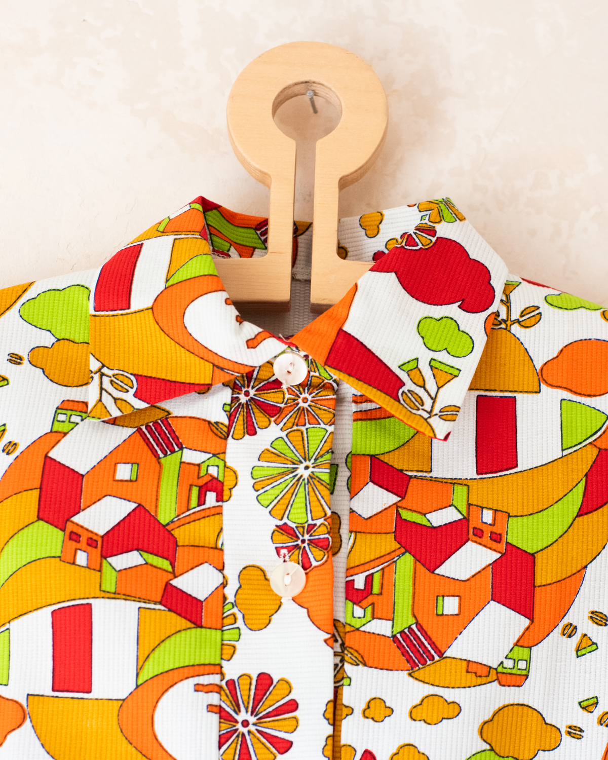 Colorful dress with flowers and houses | French deadstock from the seventies | 4-5 years