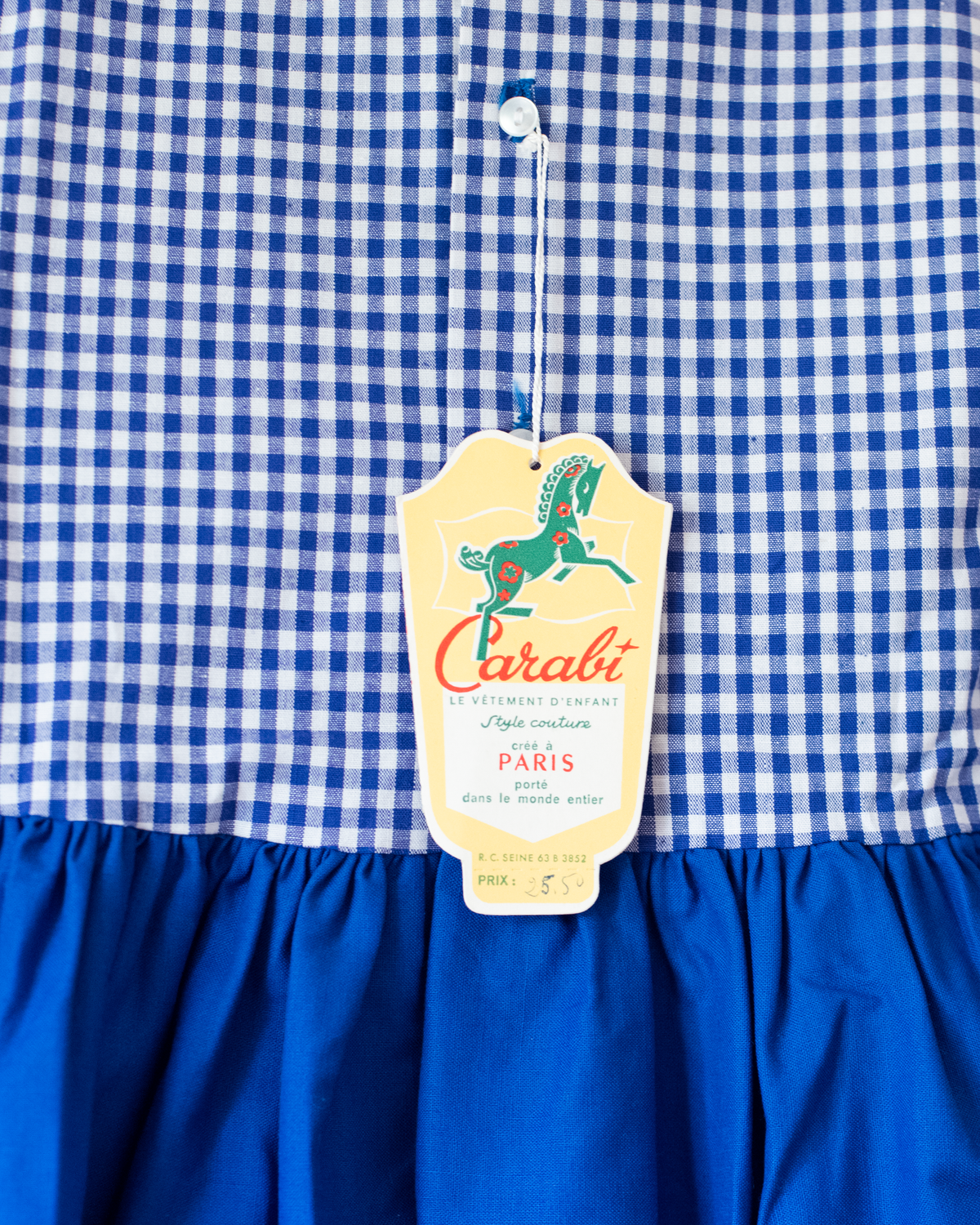 Plaid dress with child and flag embroidery | Parisian deadstock from the 60s | 2-3 years