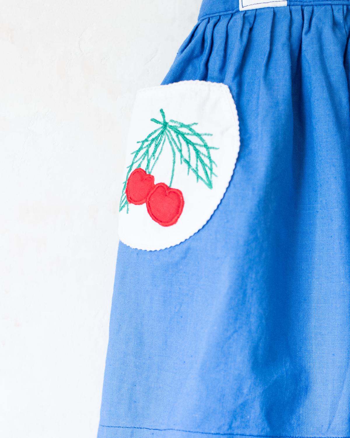 Pinafore and cardigan with cherry embroidery | 1950s | 18-24 months