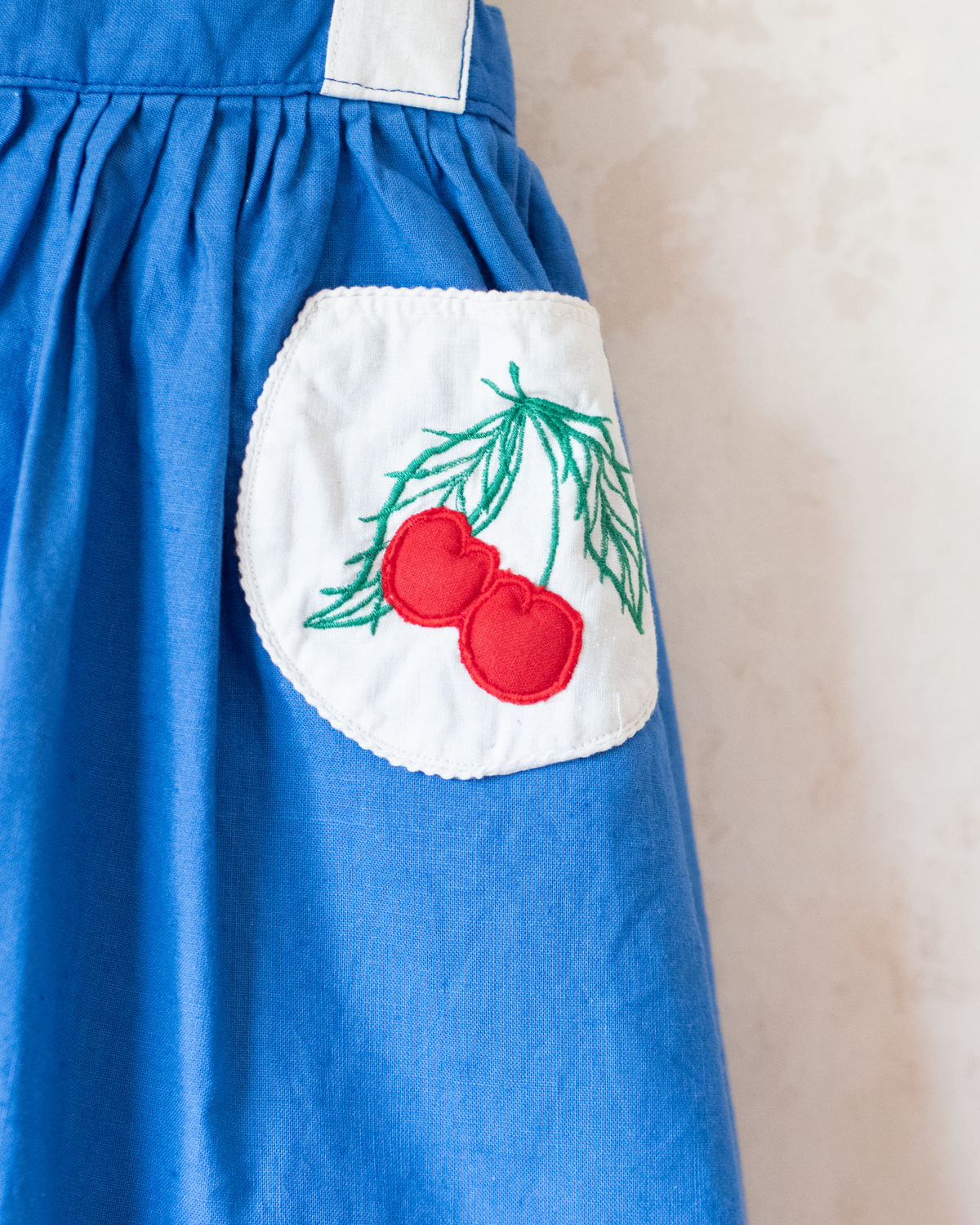 Pinafore and cardigan with cherry embroidery | 1950s | 18-24 months