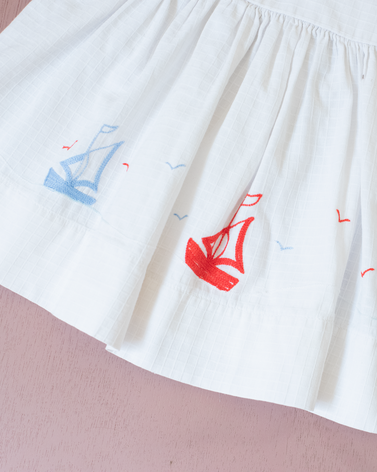 White 1950s Tunic with Embroidered Sailboats | 9-12 Months
