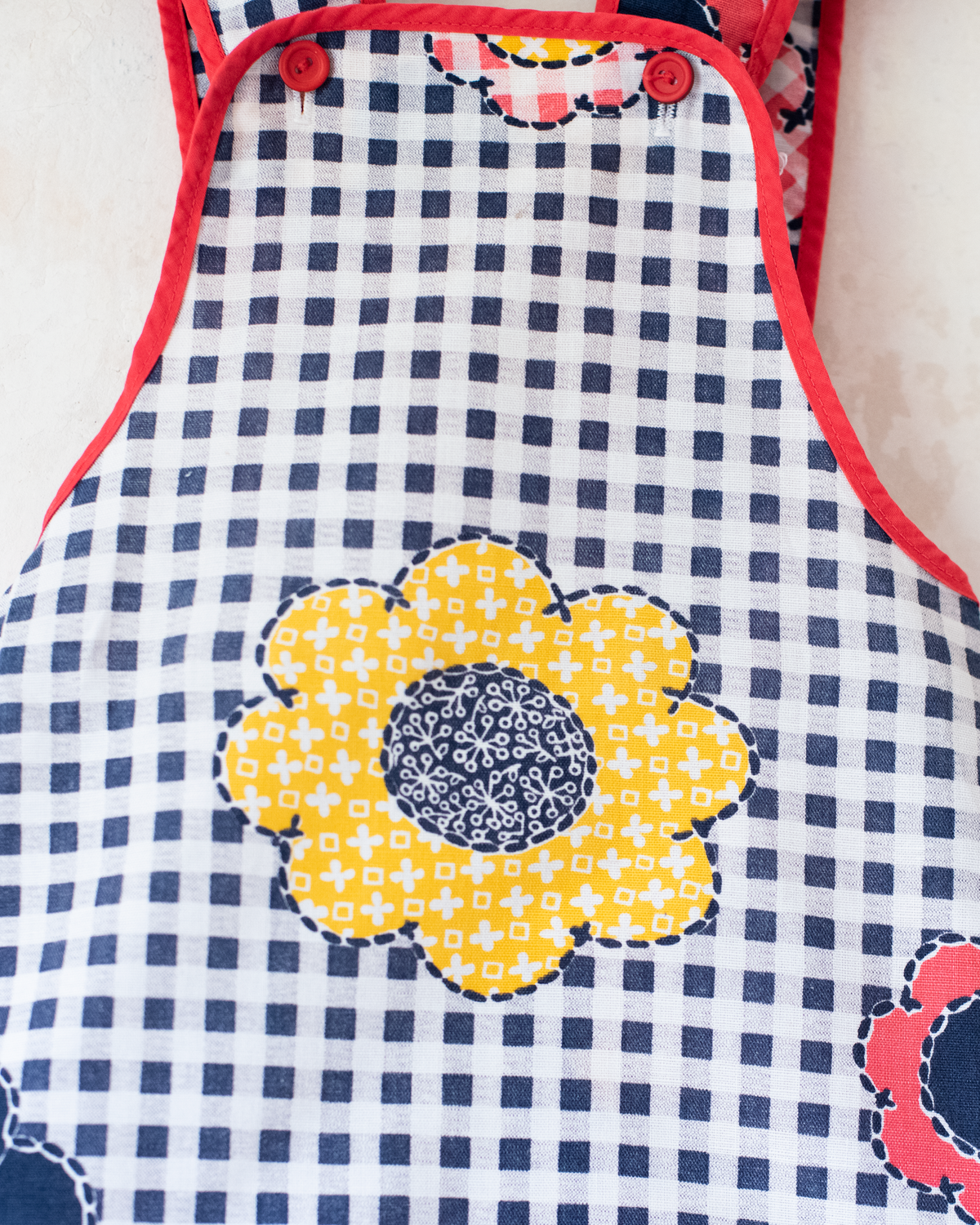 Checkered tank top with 70s flowers | 3-5 years