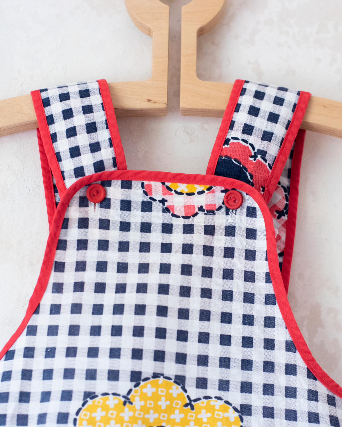 Checkered tank top with 70s flowers | 3-5 years
