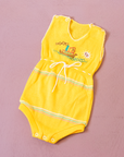 רומפר צהוב סרוג עם שמש וספינה | 3-6 חודשים
