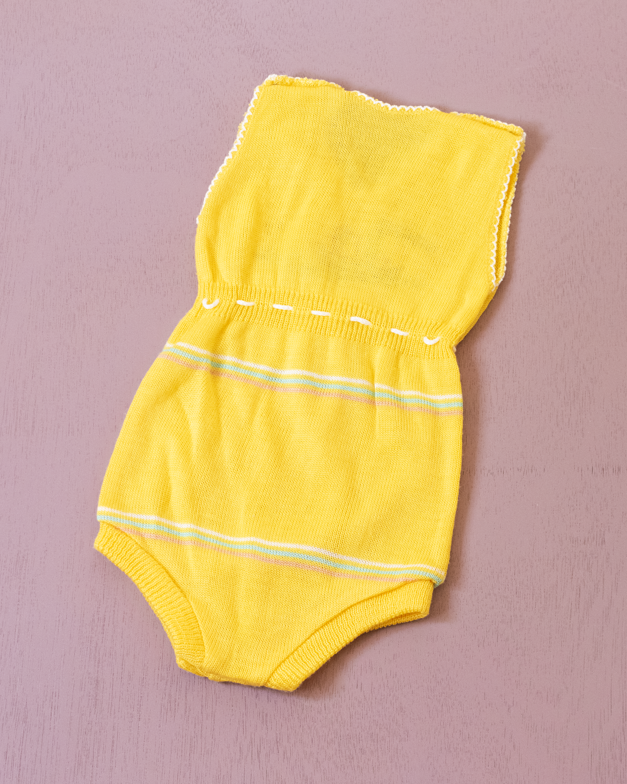 רומפר צהוב סרוג עם שמש וספינה | 3-6 חודשים