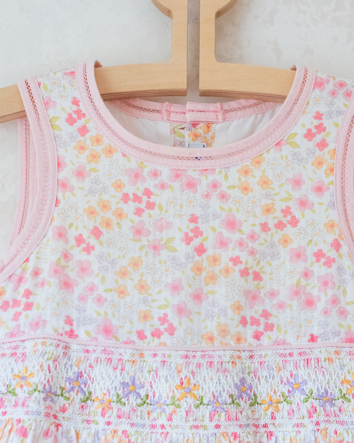 Floral dress with flower embroidery | 6-7 years