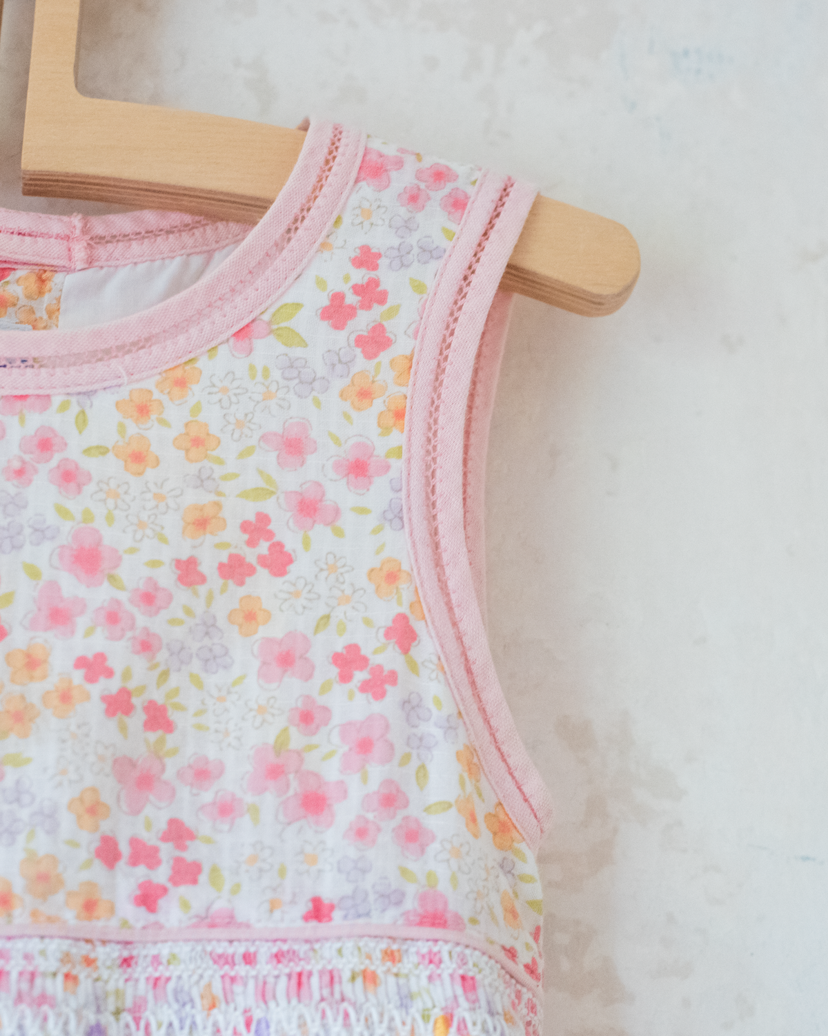 Floral dress with flower embroidery | 6-7 years